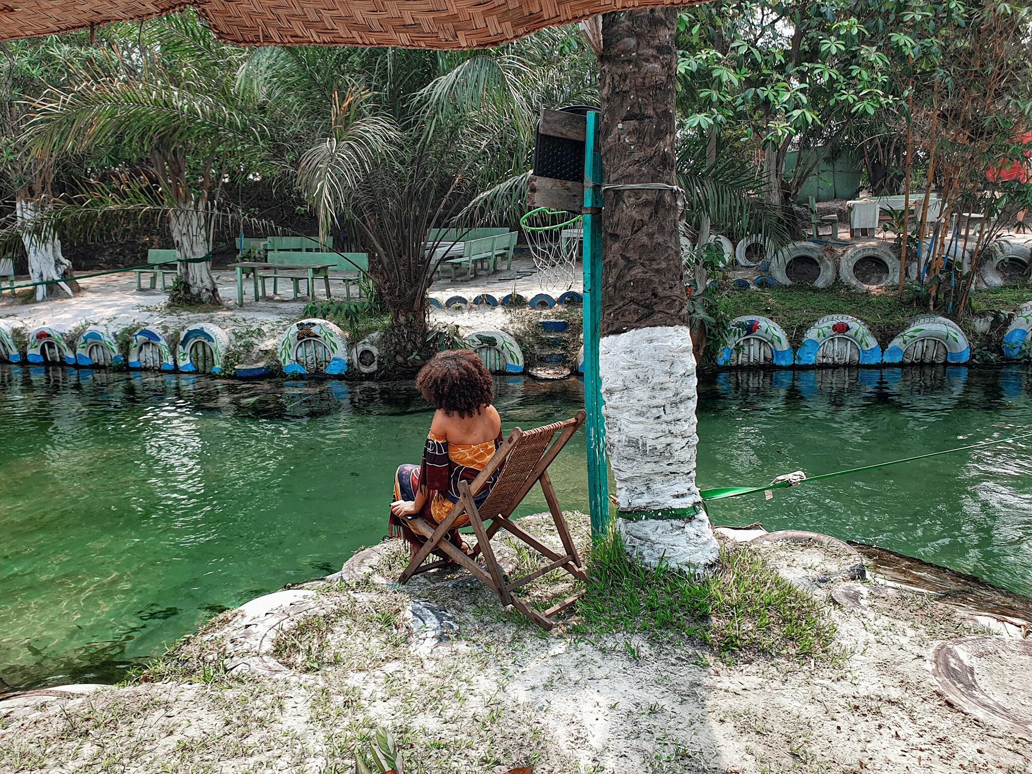 les pieds dans l'eau 4.jpeg