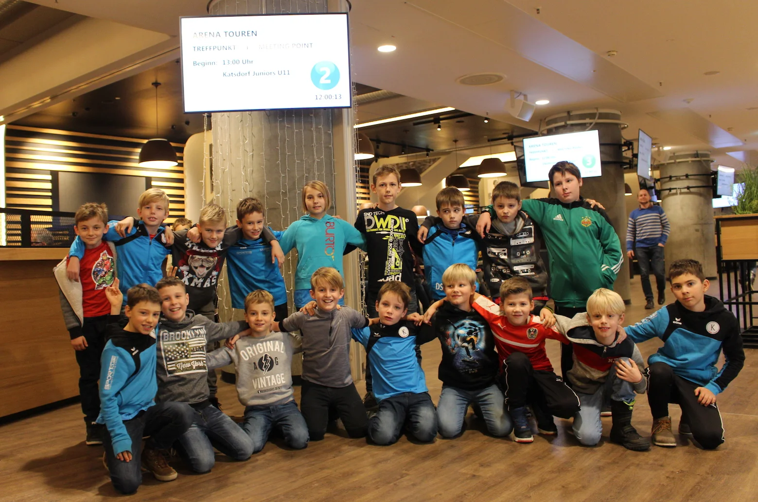 Die Juniors bei den Bayern - mehr Fotos auf: https://drive.google.com/drive/folders/1HGsSfY764C9znF5E4_DVl9bJZsOo6RfV