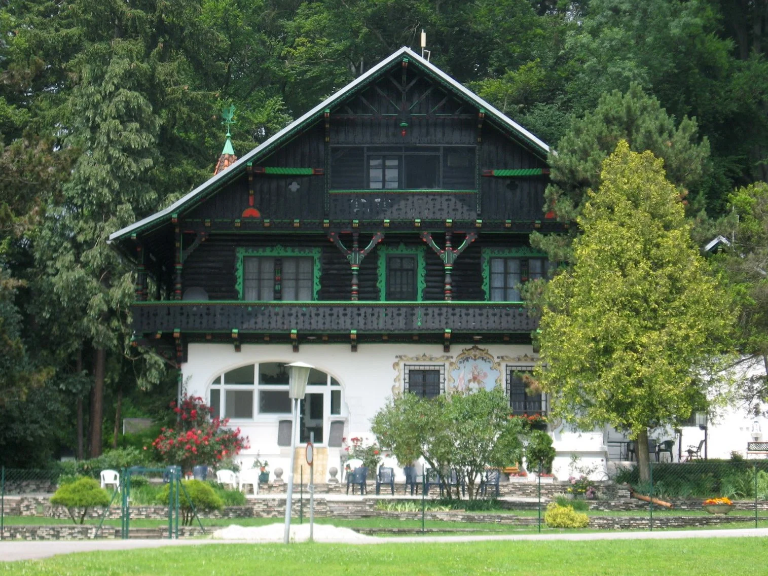 Haus photo copy.jpeg