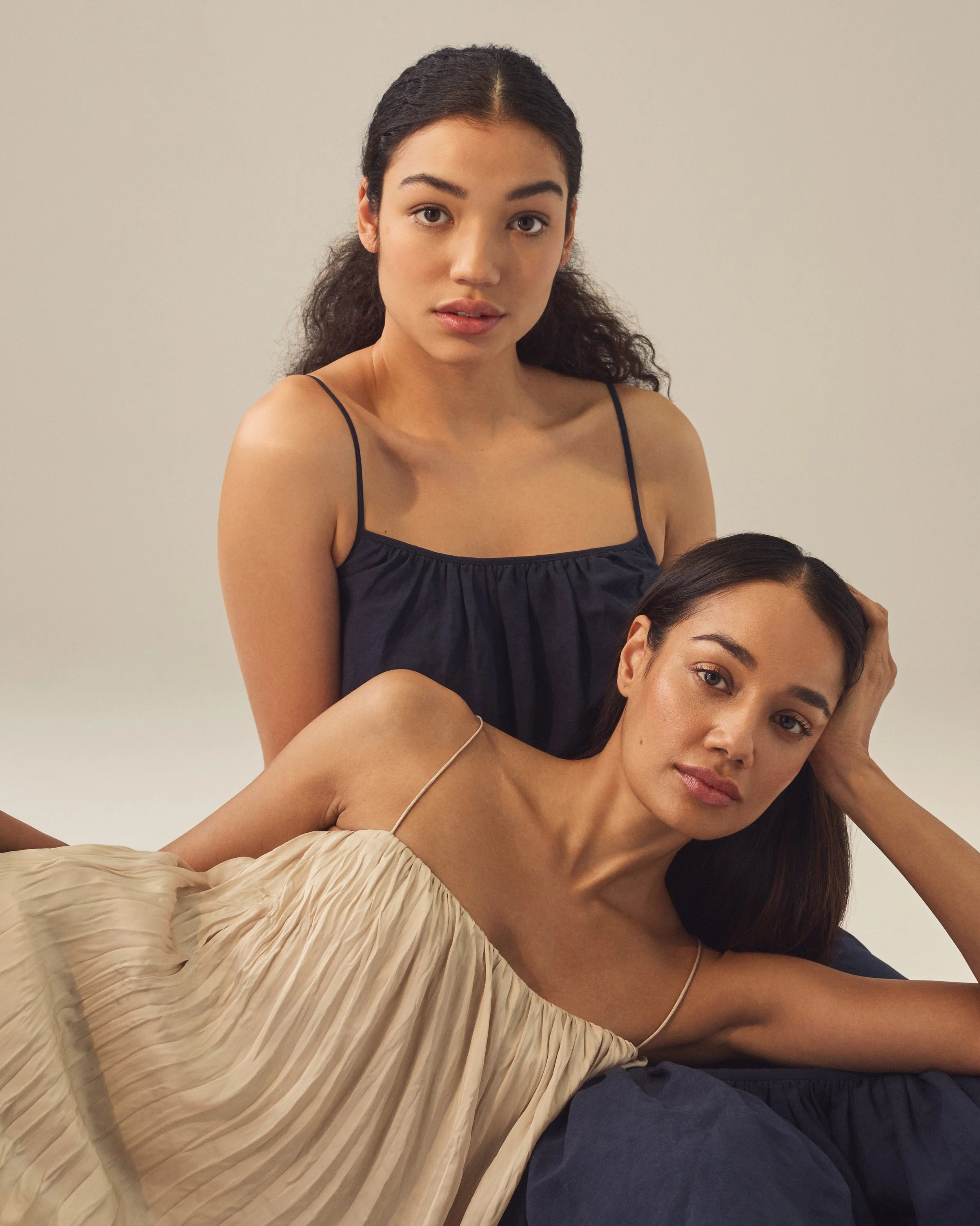 GroupShot_5_Pardeep_Felicia_2972 copy.jpg