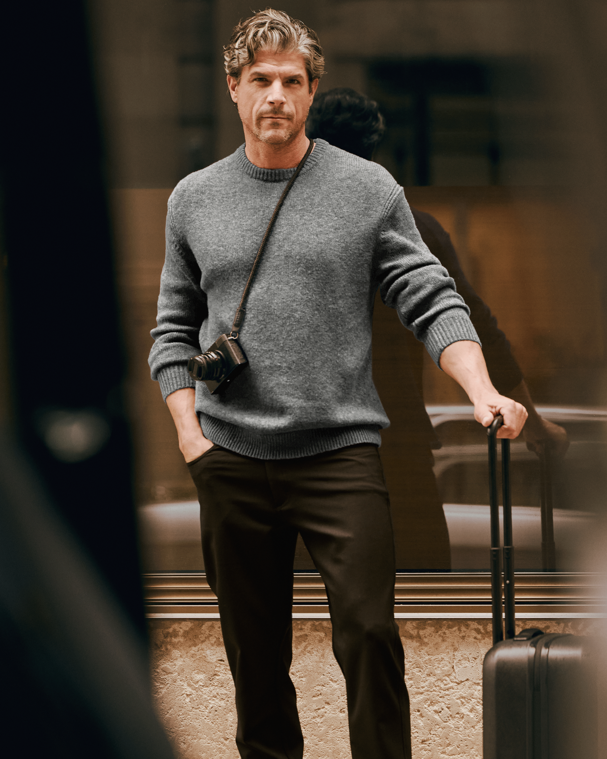 Unbound-merino-men-Lofty-Knit-Sweater-Heather-Mid-Grey-Relaxed-Merino-Travel-Pants-Black-1.png