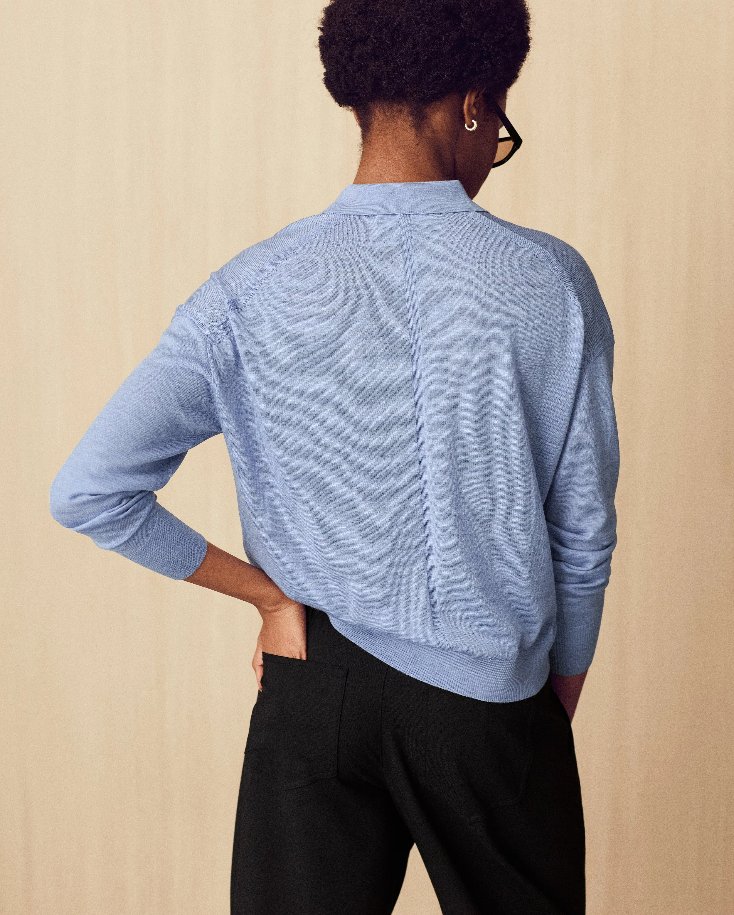 UM Q1 HUB 01_W_LongSleeveFineKnitPoloLeisureTravel_1701.jpg