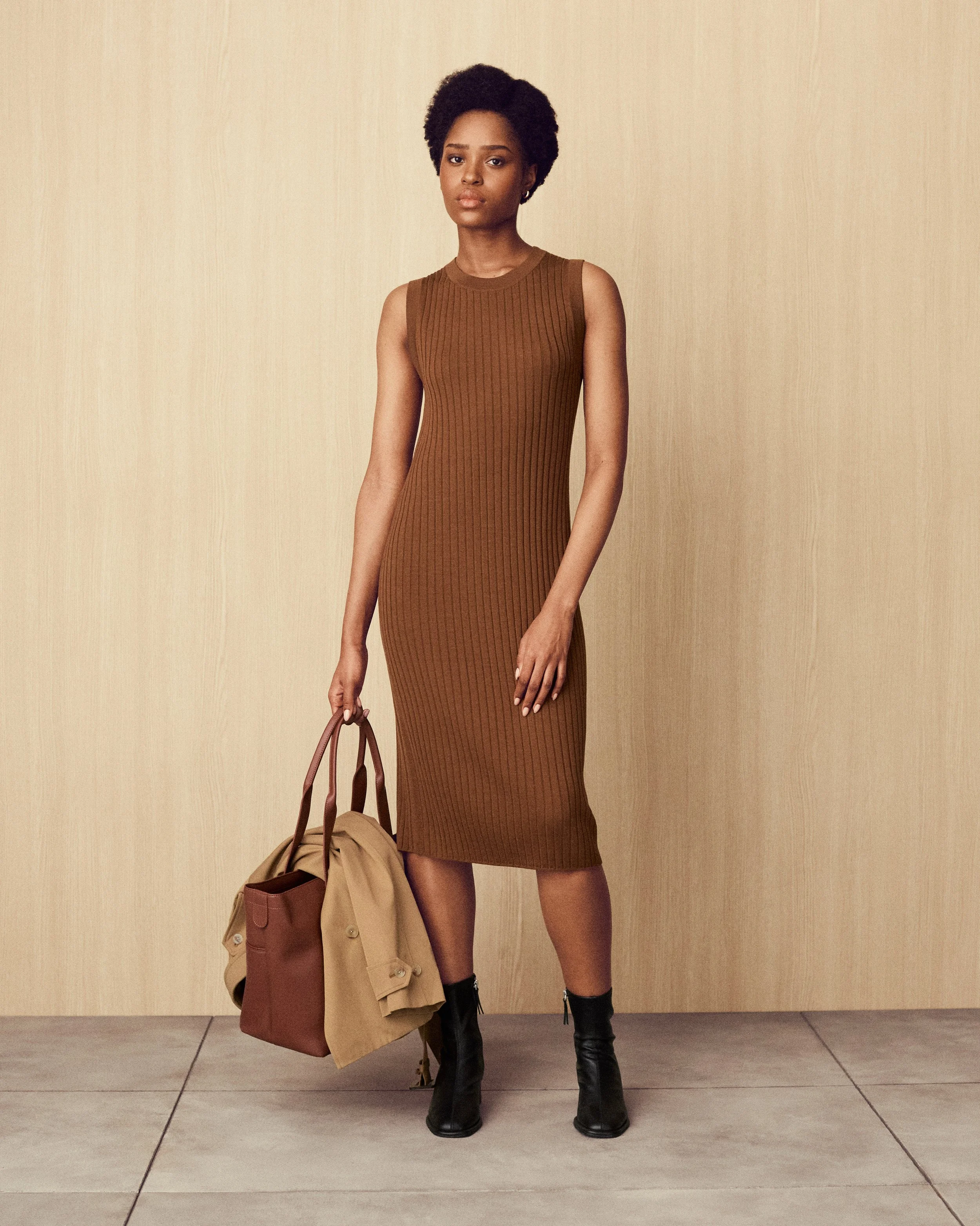 UM Q1 HUB 01_W_FineKnitRibMerinoDress_1514.jpg