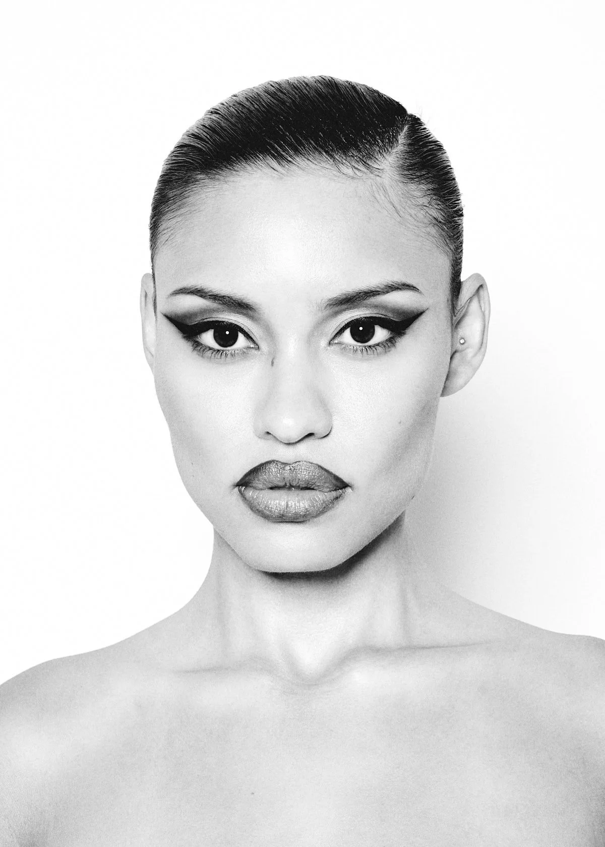 BAREBEAUTY_KYLIE_2245.jpg