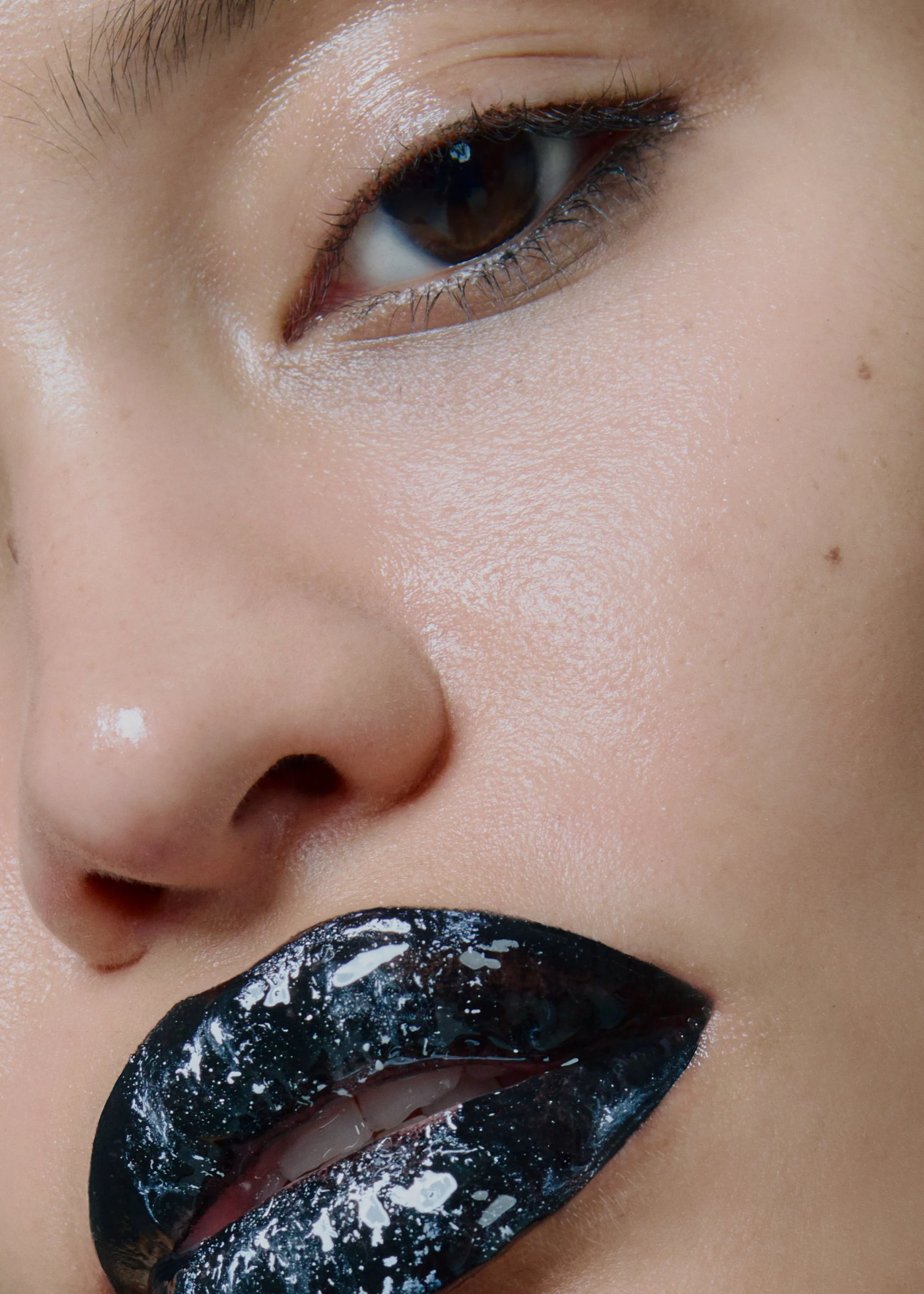 BAREBEAUTY_KYLIE_922 1.jpg