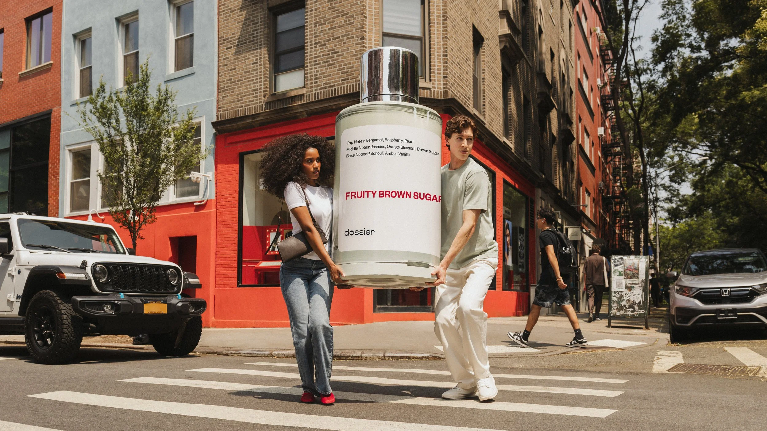 DOSSIER 100ML_Crosswalk_Photo1_16x9.jpg
