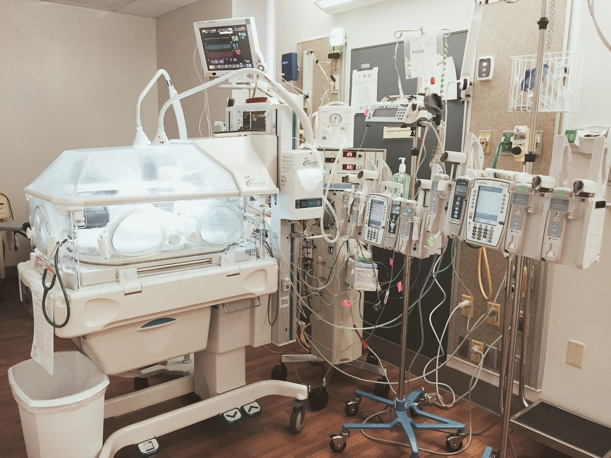 The Isolette and lifesaving machines for Gideon