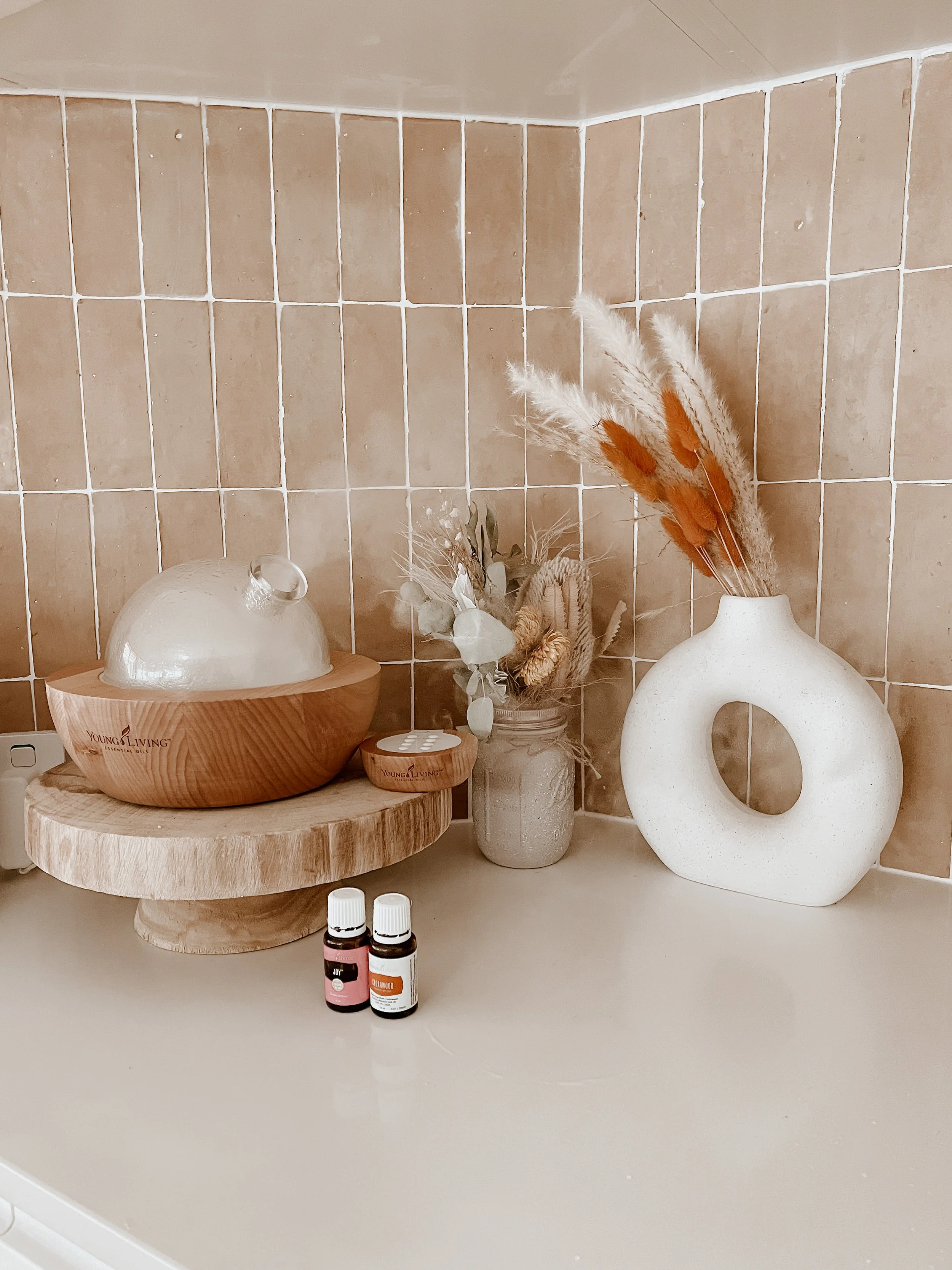 Setting the vibe in your home with diffusing oils