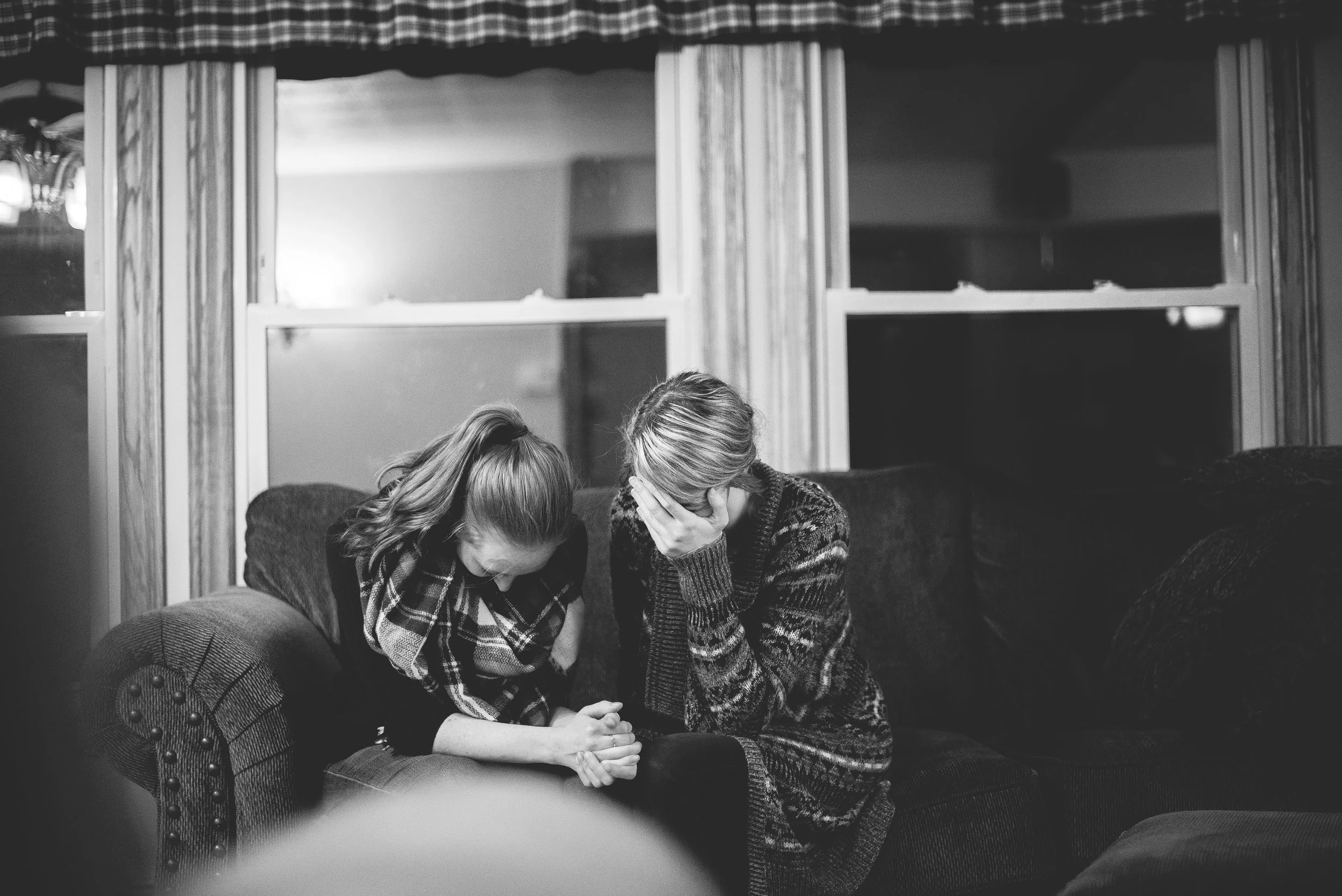 supporting-a-loved-one-maternal-mental-health.jpg