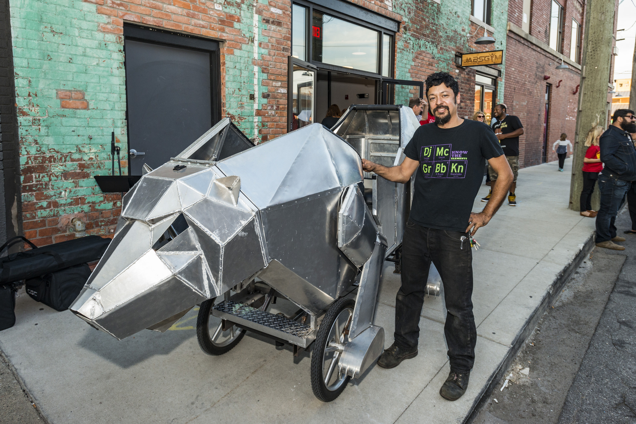 juan martinez + bear bike.jpg