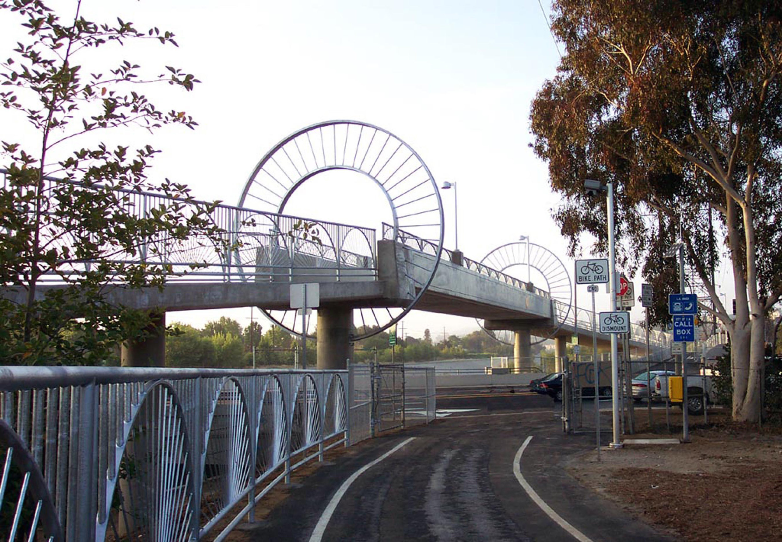Alex Baum Bike Bridge - Los Angeles Department of Transportation and Bureau of Engineering