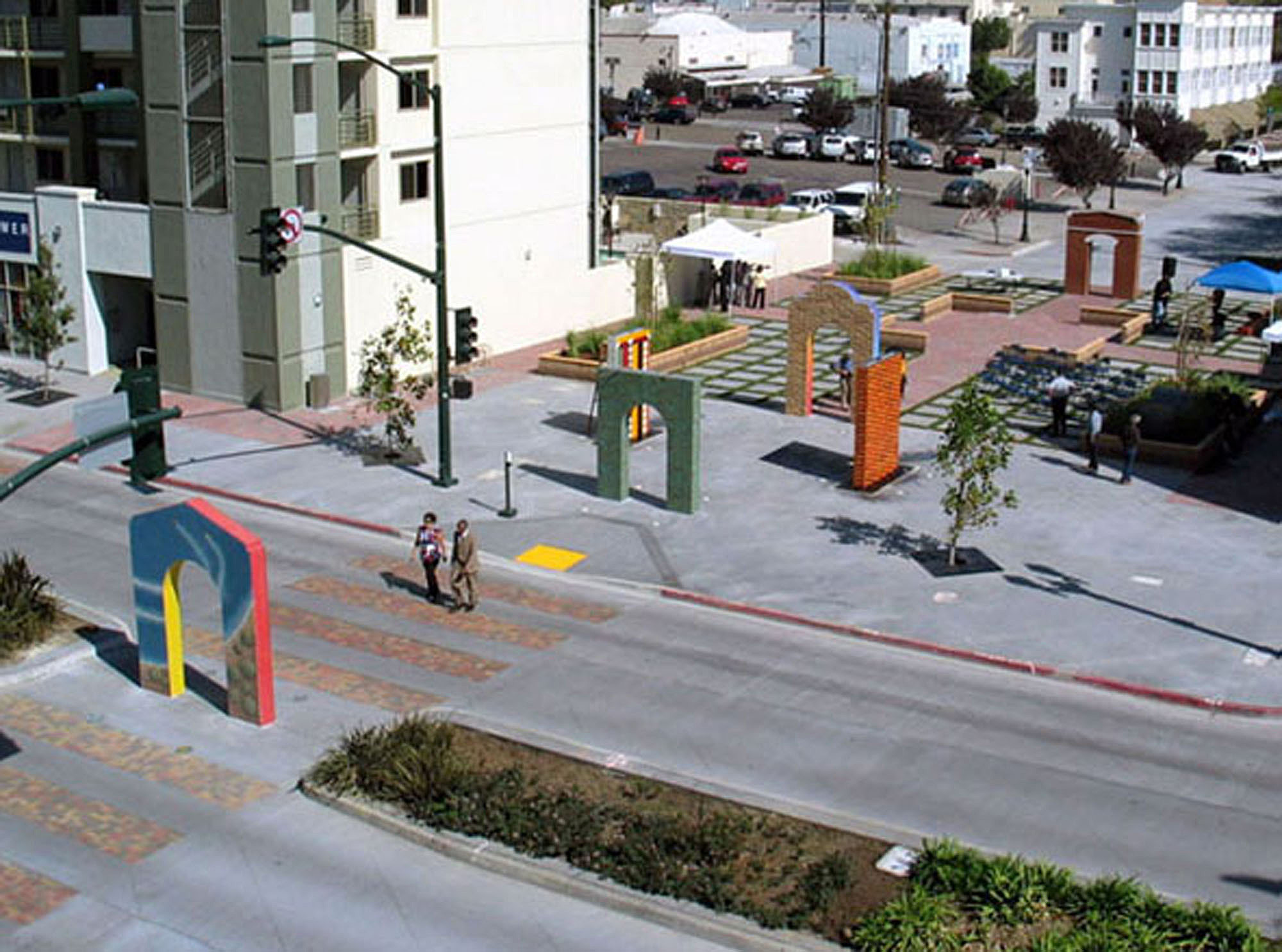 Portals in Time - National City Boulevard Streetscape and Fountain Promenade Project 