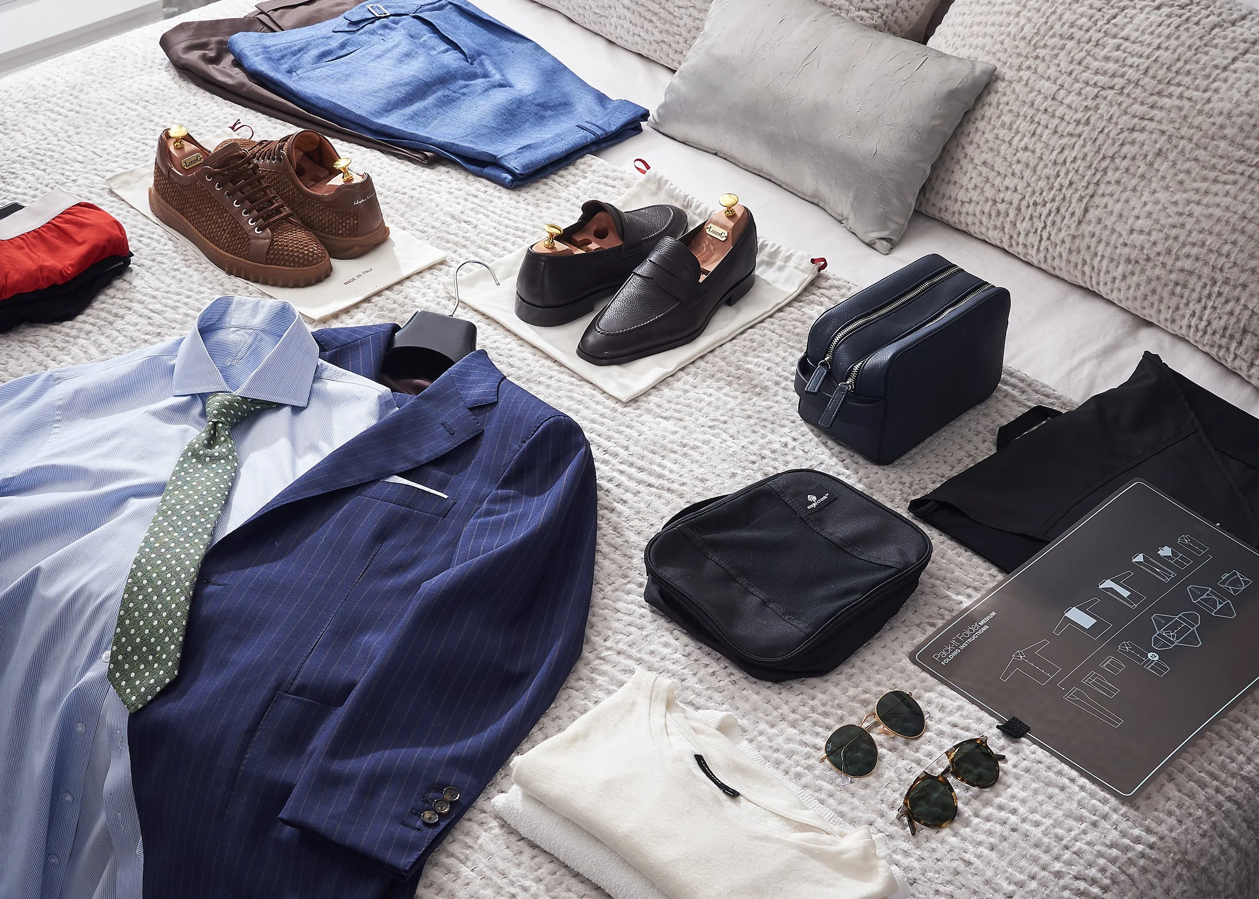 Packing2909_crop2.jpg