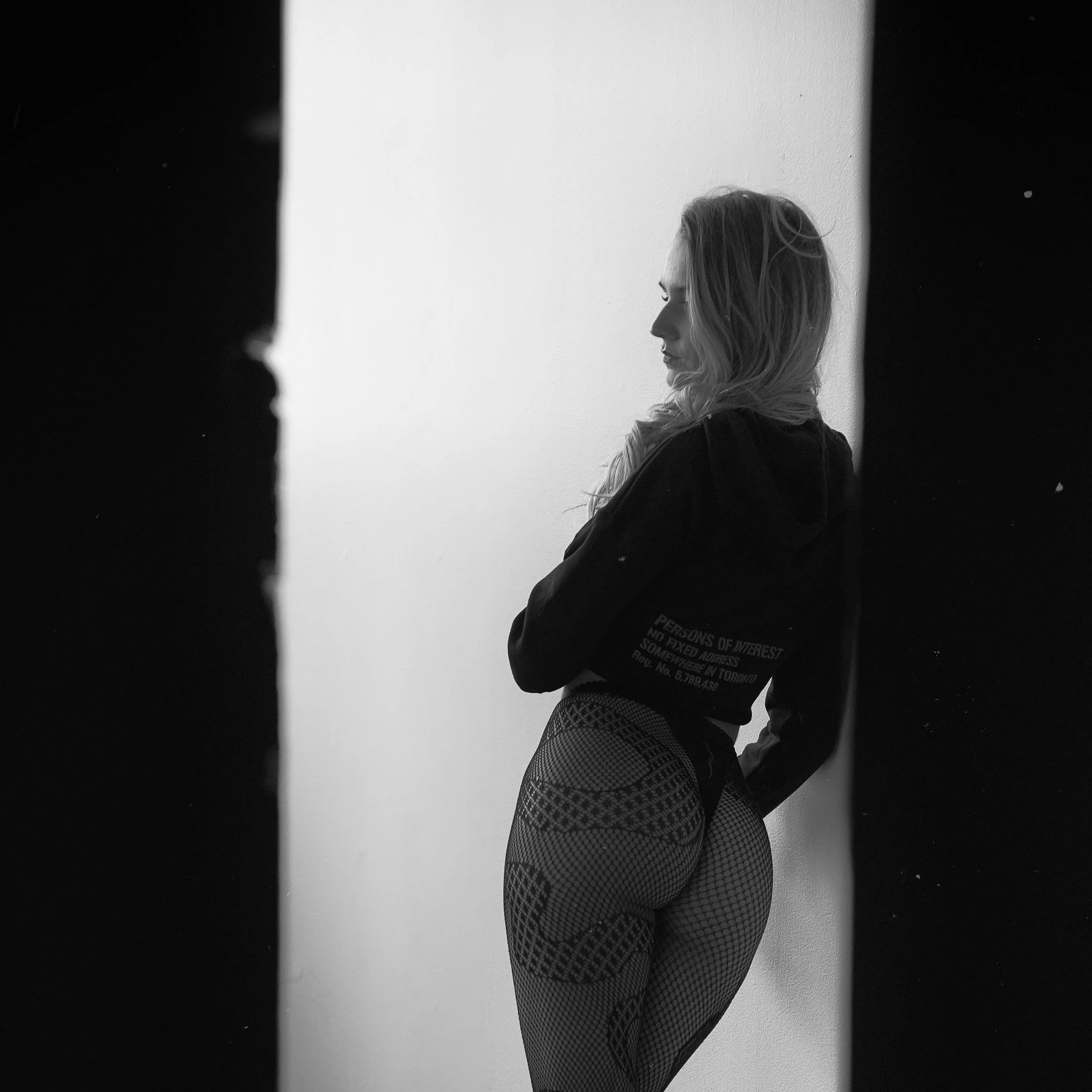 P.O.I_Kat4953_2.jpg