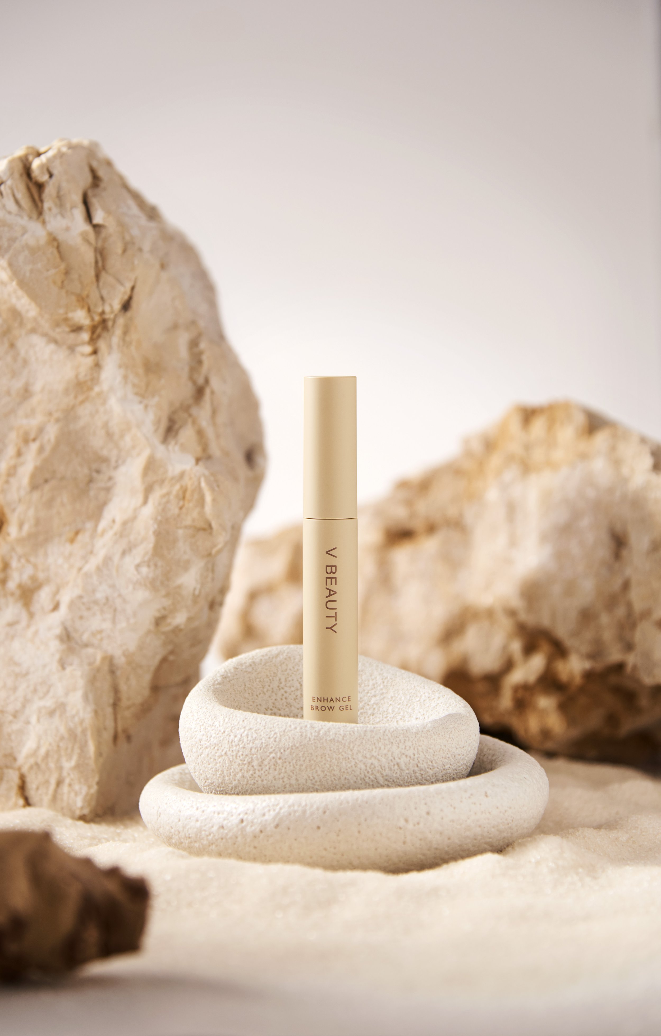 Brow_gel_1_v2.jpg