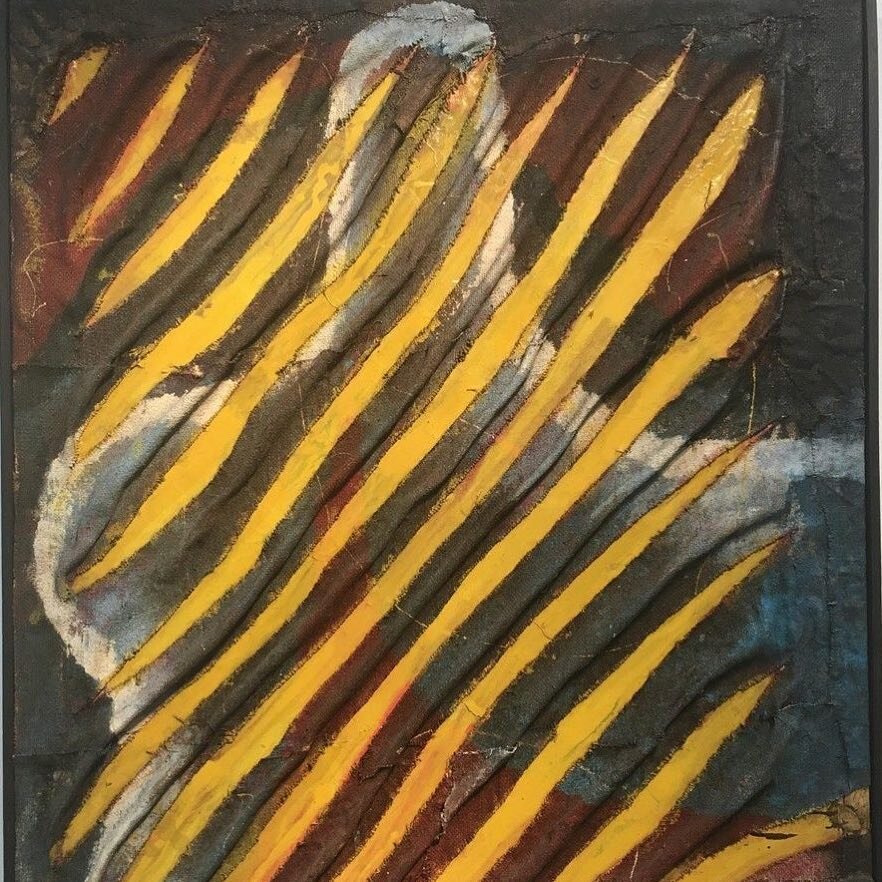 Textured rawness on mixed media. Makes me think of a tiger&rsquo;s paw.  #armoryshow #gutaiart #tsuyoshimaekawa #gutai 
#amathea #interiordesign #sophieharrison #interiordesignideas #interiordecorating #modernhome #interiorstyle #interior123 #homedes