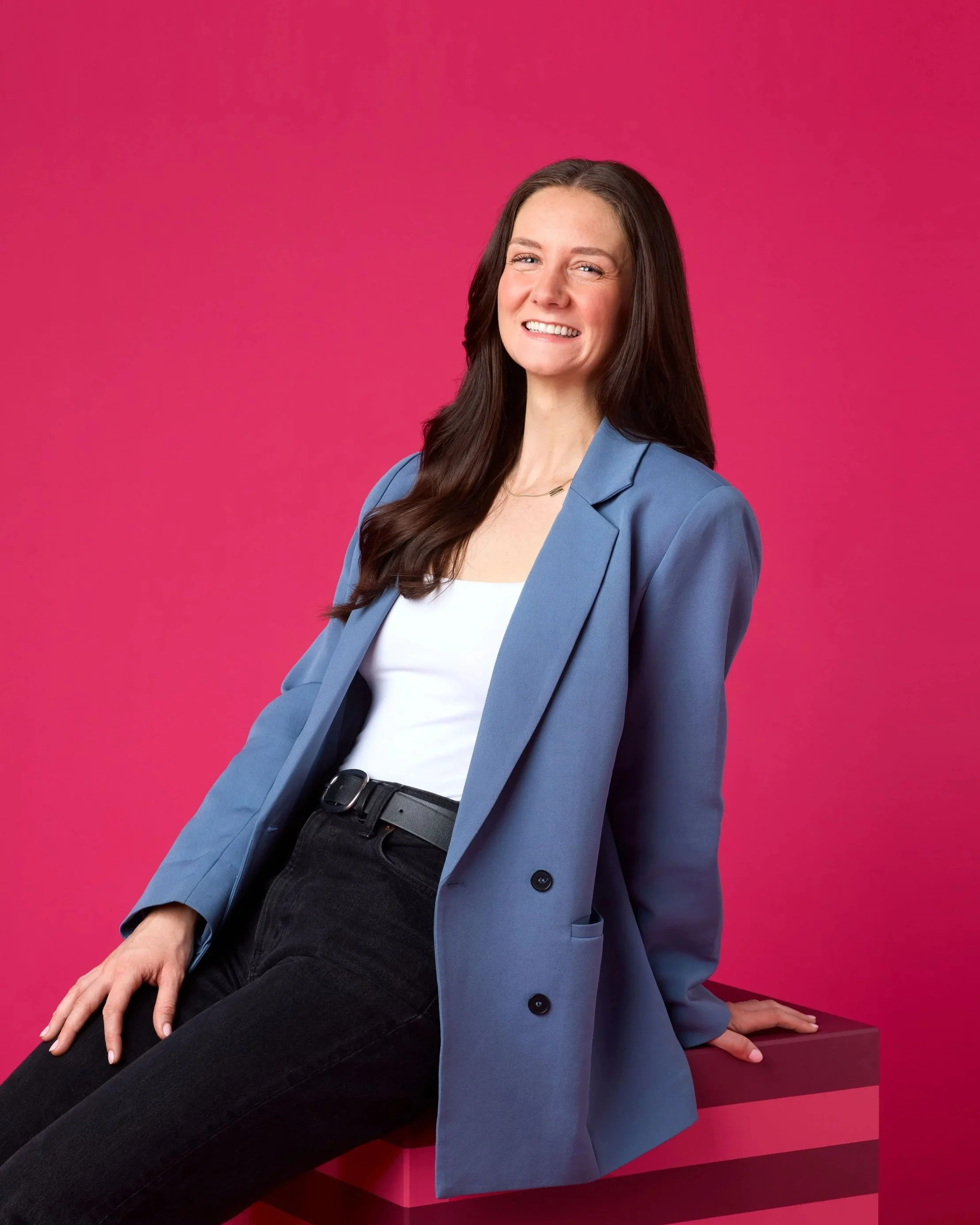 Mia-Rogers_EmployeeHeadshot_BenefitCosmetics_2025_%233416.jpg