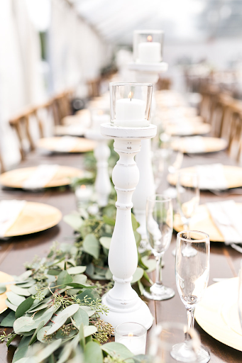 Bluegrass Chic - Garland Centerpieces