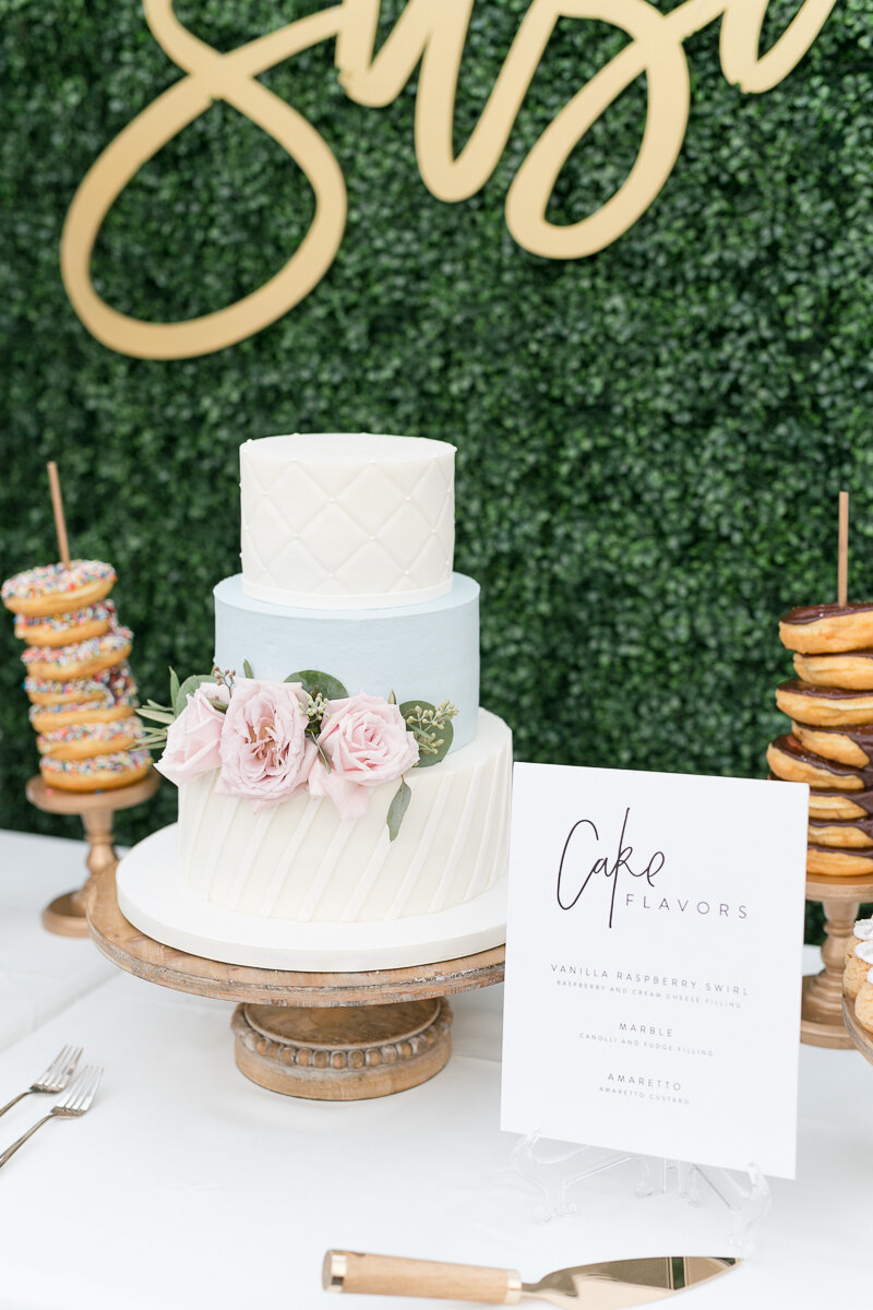 Bluegrass Chic - Blush and White Orchid Wedding Park Ave Winter Park Wedding Cake Hedgewall