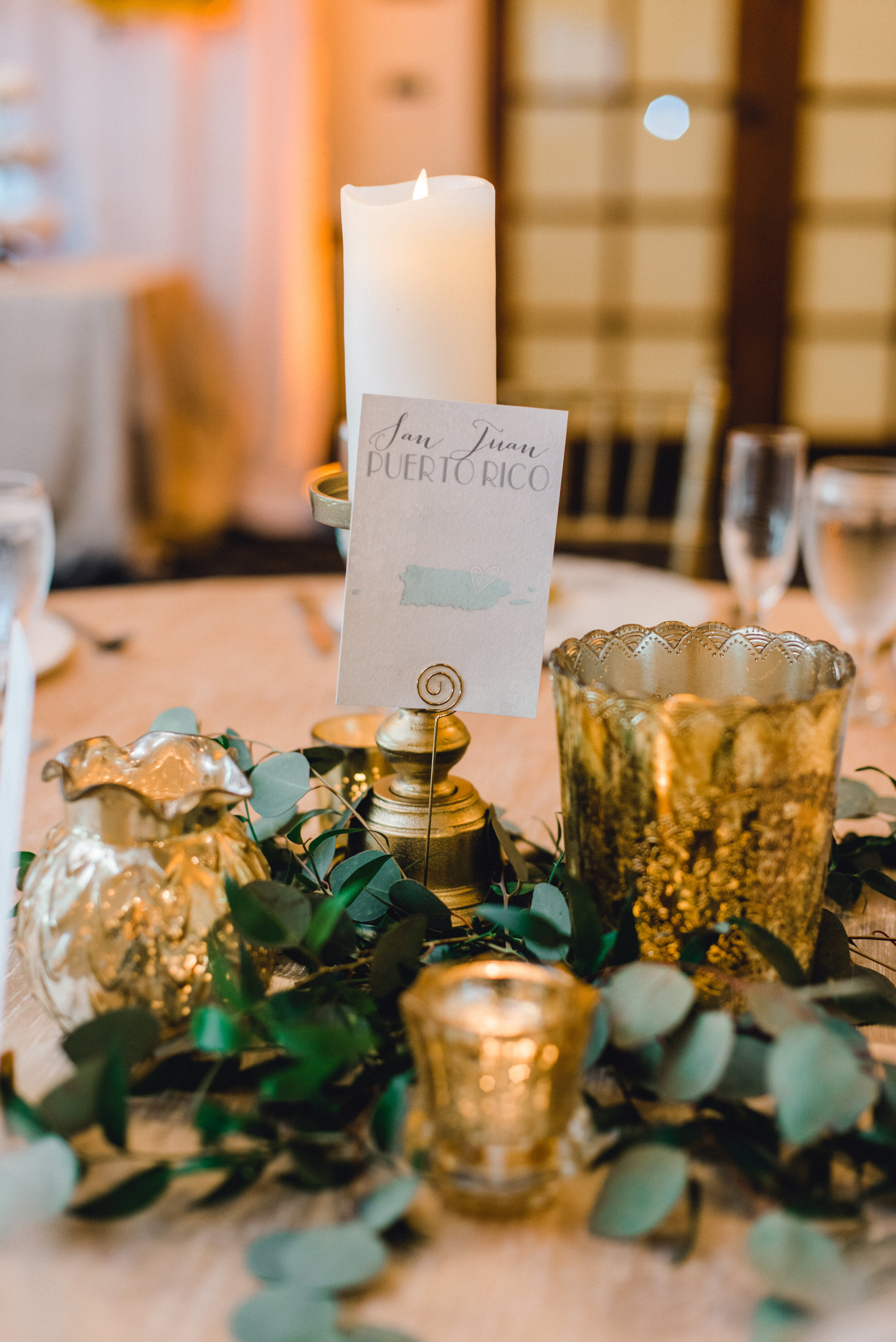 Bluegrass Chic Eagle Creek That First Moment Photography centerpieces of greenery and gold candle holders