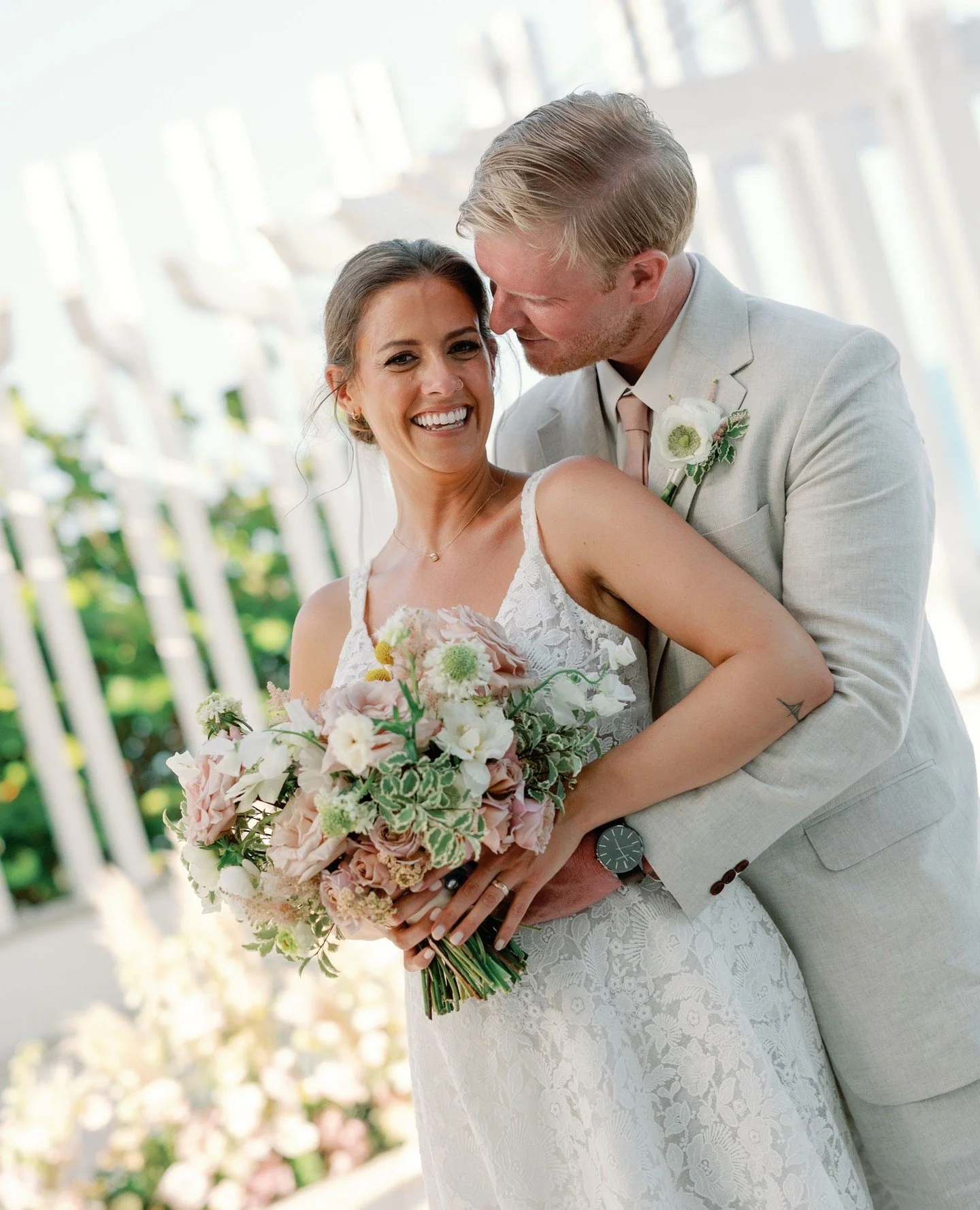 E + B🕊️✨️ Swipe to see these sweet wedding day moments and blooms!⁠
⁠
These anemones are forever one of our favorites!!😍⁠
-⁠
-⁠
#weddingflowers #weddingflorist #orlandowedding #orlandoflorist #luxurywedding #beachwedding #coastalwedding