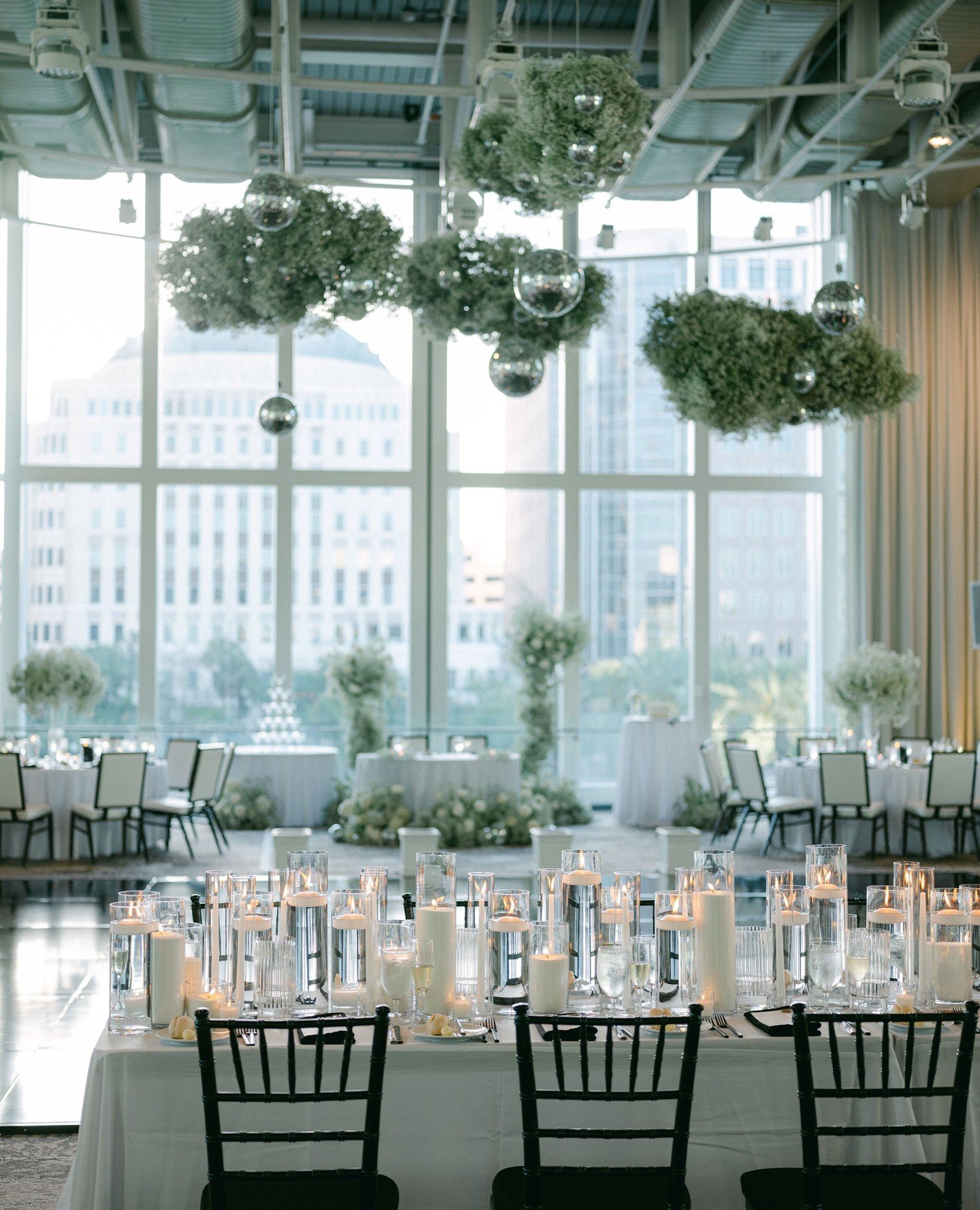 disco vibes at @drphillipsctr 🪩✨️⁠
⁠
Swipe to see this stunning disco ball &amp; baby's breath ceiling installation! Talk about a WOW moment!⁠
⁠
Let's chat about your ceiling installation today!⁠
-⁠
-⁠
#weddingflowers #weddingflorist #orlandowedding