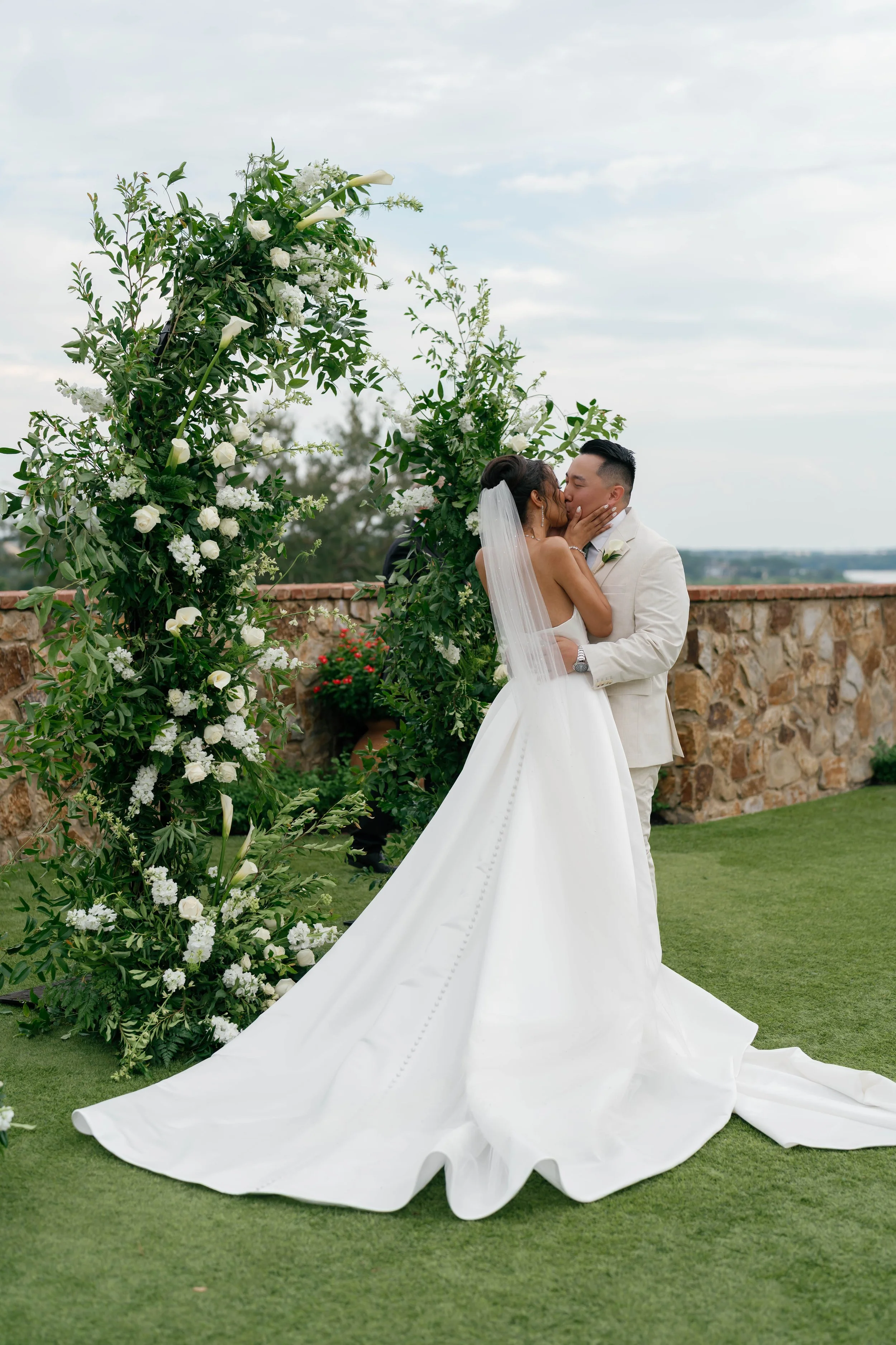 Bella Colling Wedding ceremony backdrop designed by Bluegrass Chic, and Orlando wedding florist