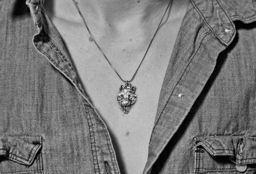 silver wolf pendant