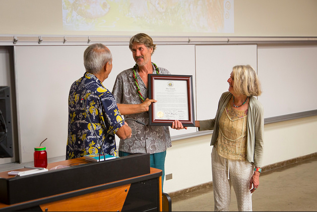 Senator Mike Gabbard started the night with a surprise presentation of an award to Dr. Will Tuttle.