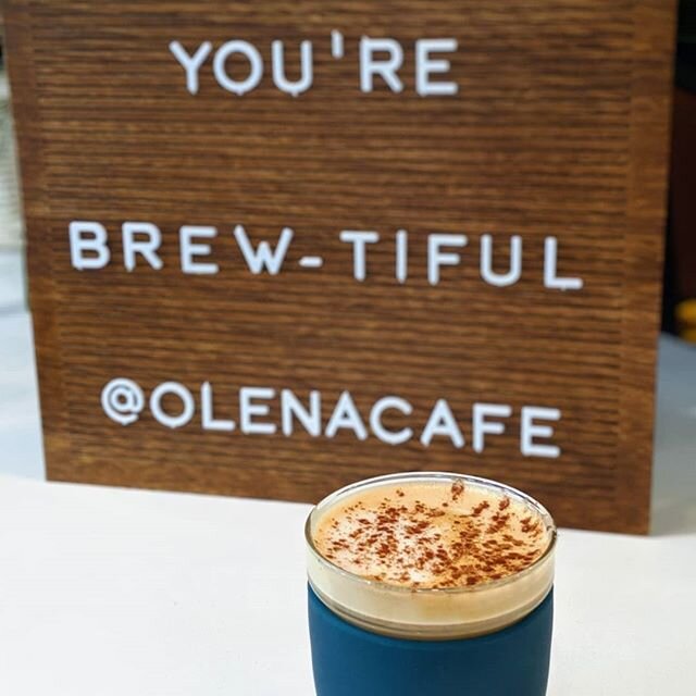 You're brew-tiful! And so is @olenacafe . ☕ Named after the &lsquo;ōlena that grows in their backyard! ⁣
⁣
@olenacafe just opened near Ala Moana mall on Kapi&lsquo;olani and is completely plant-based (bee🐝gan). They serve up coffee, healthy breakfas