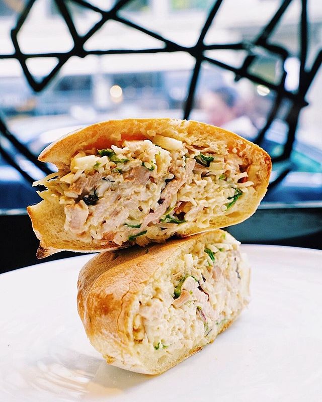 @lecoqriconyc just launched their autumnal menu with some really nice fall flavors- the chicken sandwich has housemade bread, chicken, celeriac r&eacute;moulade, walnuts, honey crisp apple, and lemon zest and it comes with a delicious bone broth!🍗🥪