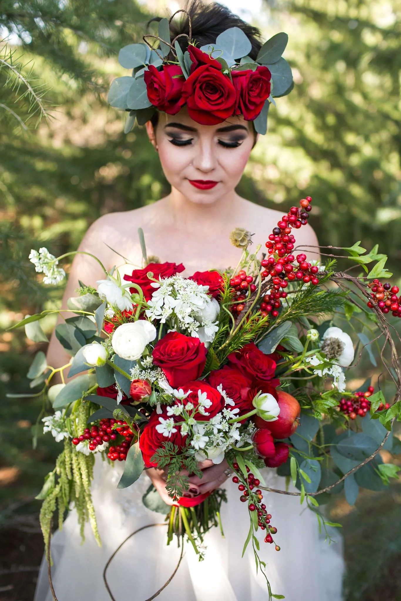 Smitten_bridal_apple_bouquet_hesperia.jpg