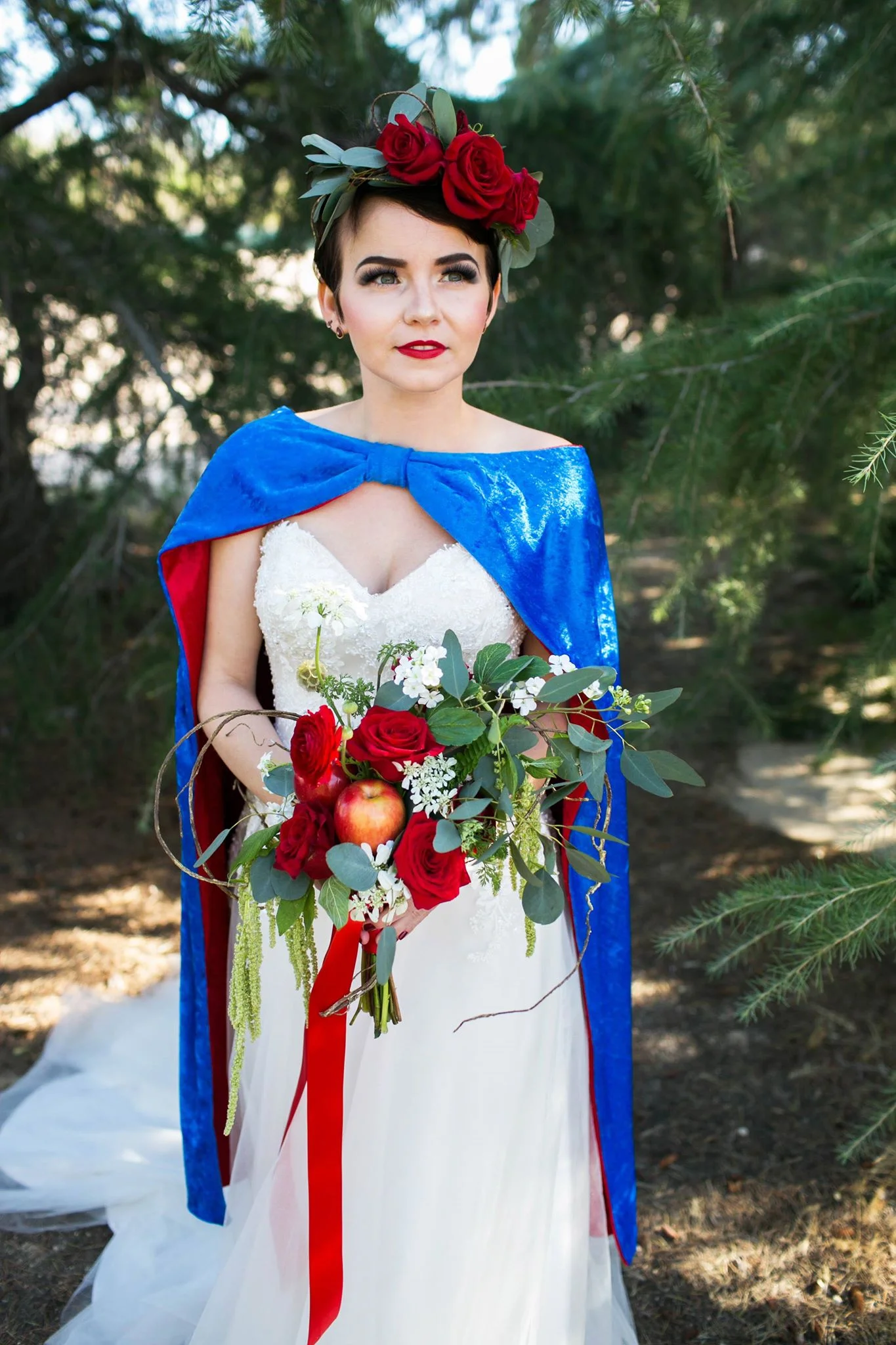 snow_red_lips_smitten_bridal_hesperia.jpg