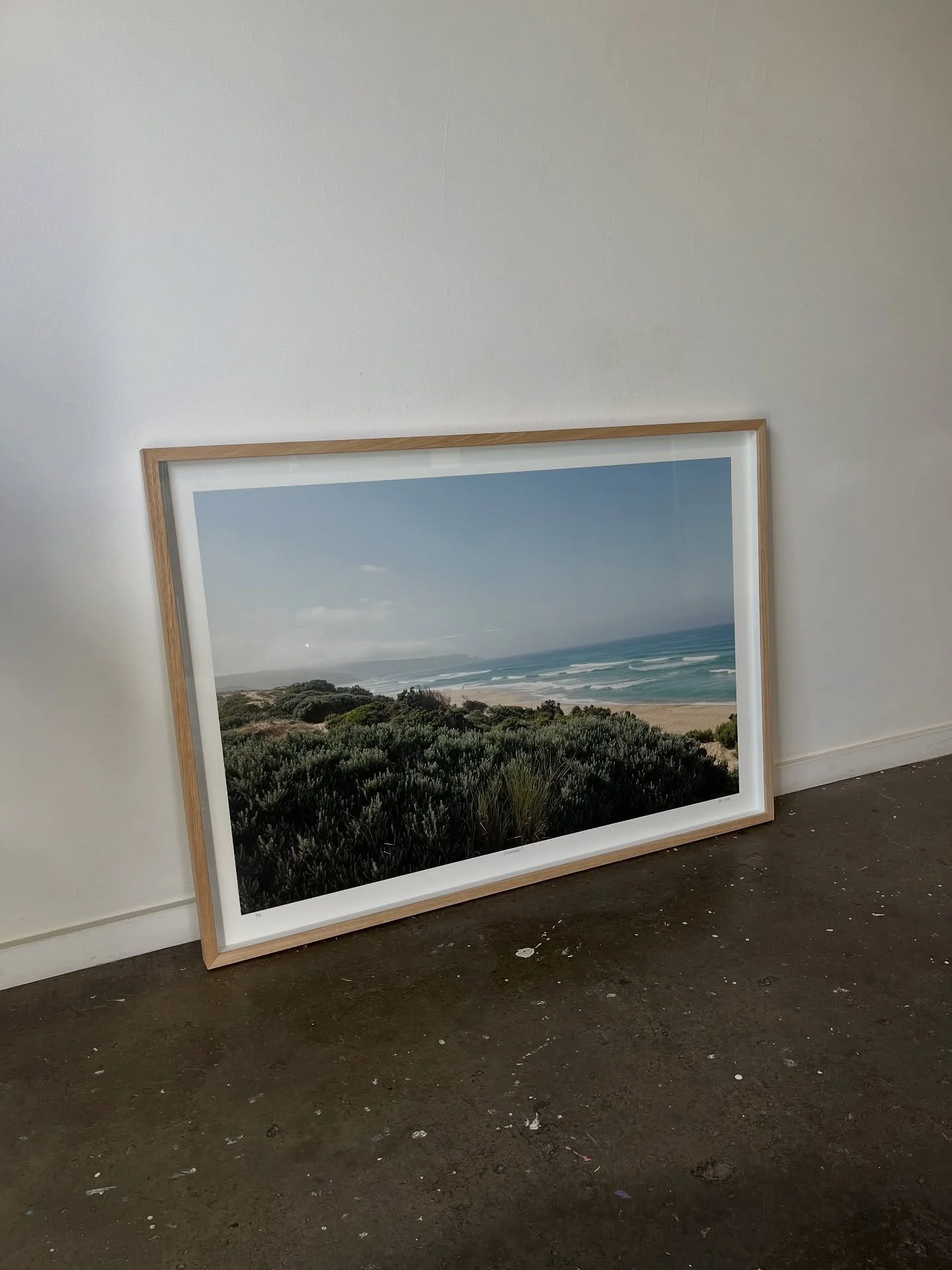 🌿GUNNAMATTA I🌿
.
.
Limited edition fine-art photographic print on archival cotton rag, framed in natural oak and heading to @mt_eliza_art_design_show next weekend 
.
.
#photography #photographer #fineartprints #gunnamatta #exhibition