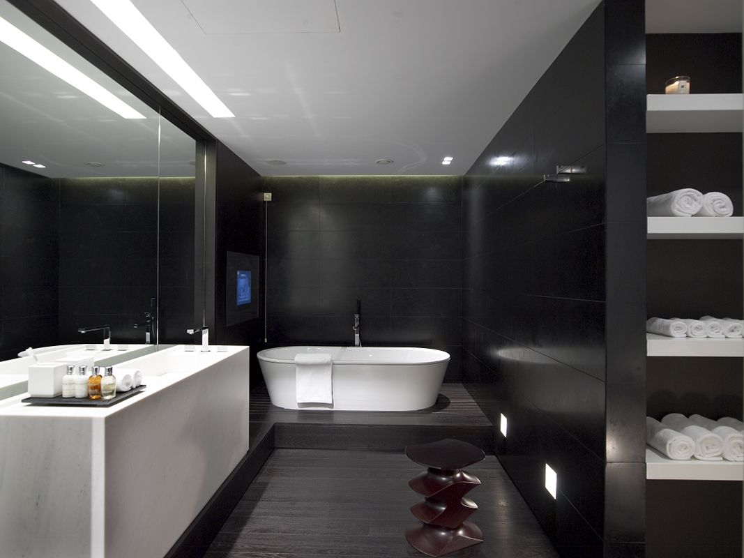 hotelbathroom.jpg