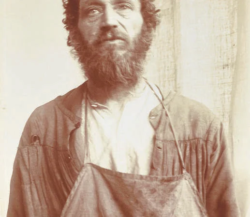 Portrait d'un ouvrier vers 1900 par Jeanne Descombes, tirage sur papier aristotype
