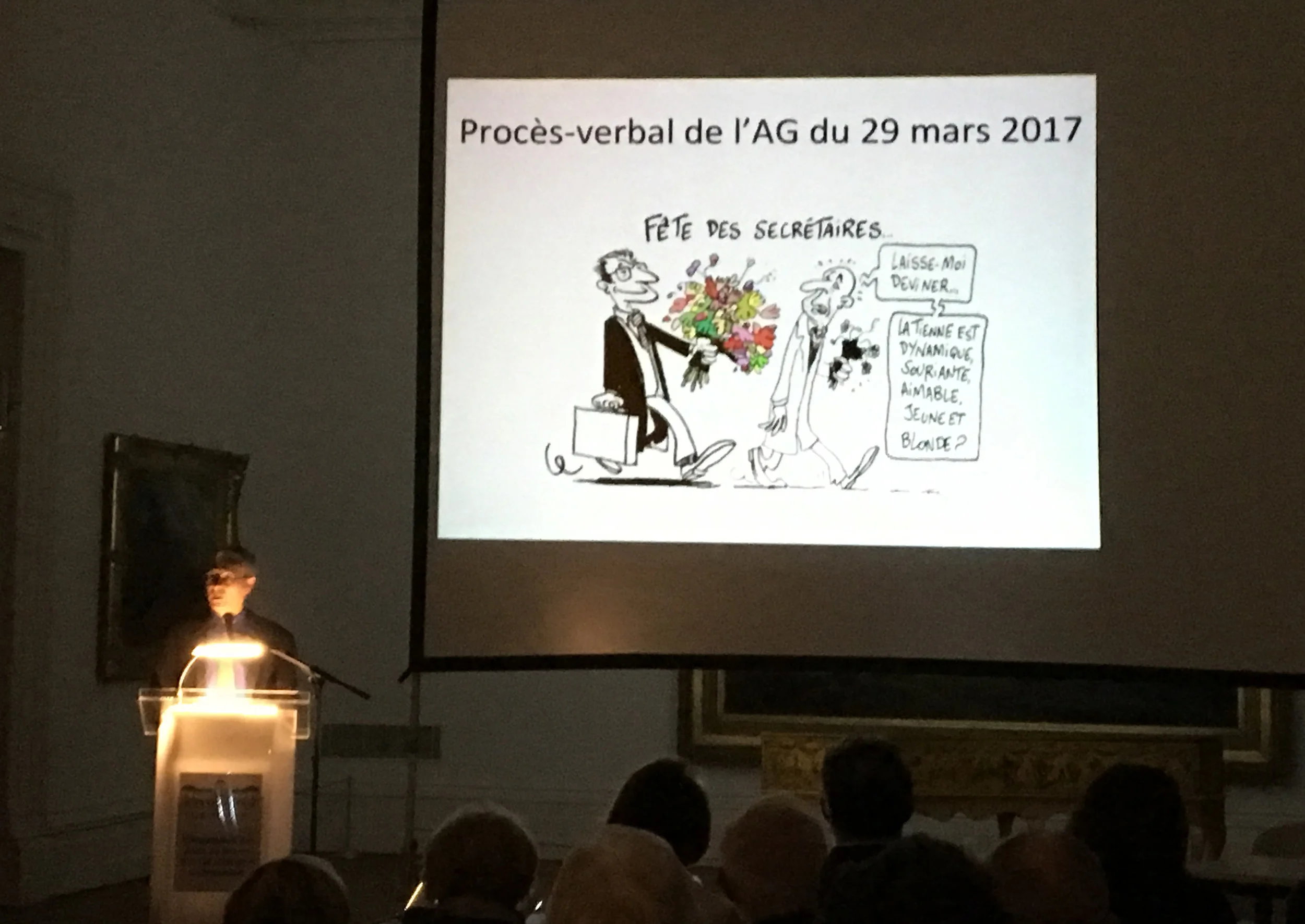 Philippe Du Pasquier a présidé la première partie de l'assemblée, avant de laisser la parole à la nouvelle présidente.
