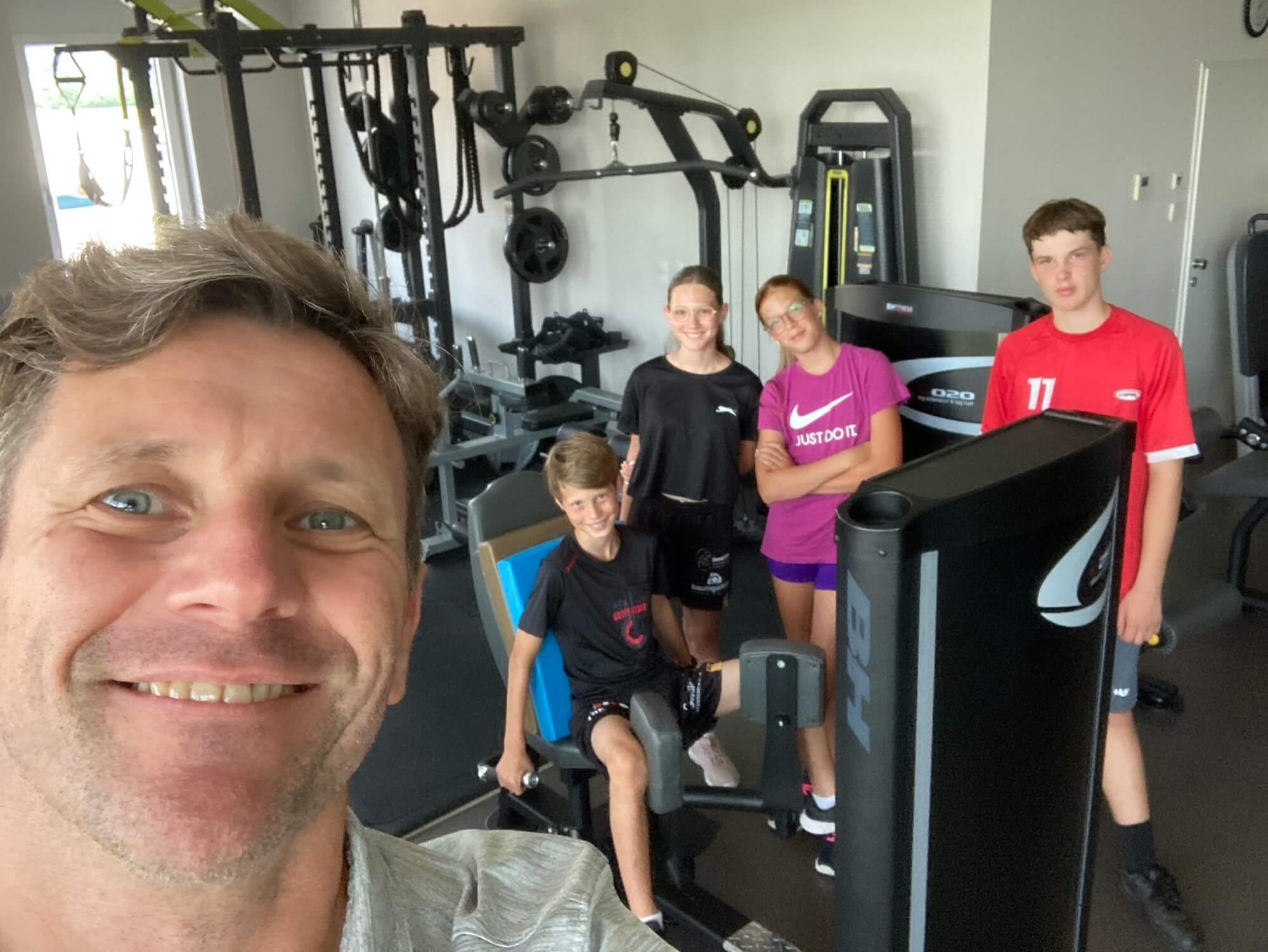 Fitnessstudio-02.jpg