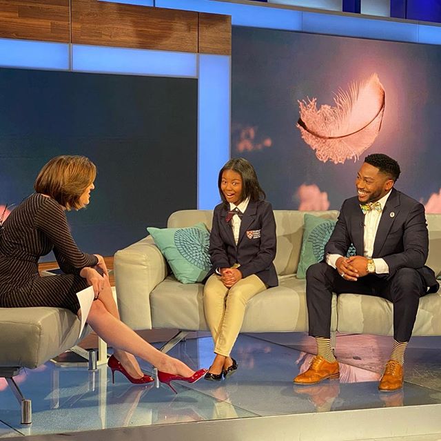 Many thanks to @lynnsmithtv for having @bpfleming &amp; Chloe on CNN #HeadlineNews to talk about her beautiful moment with @thasunda which has reached and inspired #millions of people around the world! #HarvardDiversityProject #ChaseBank #Representat