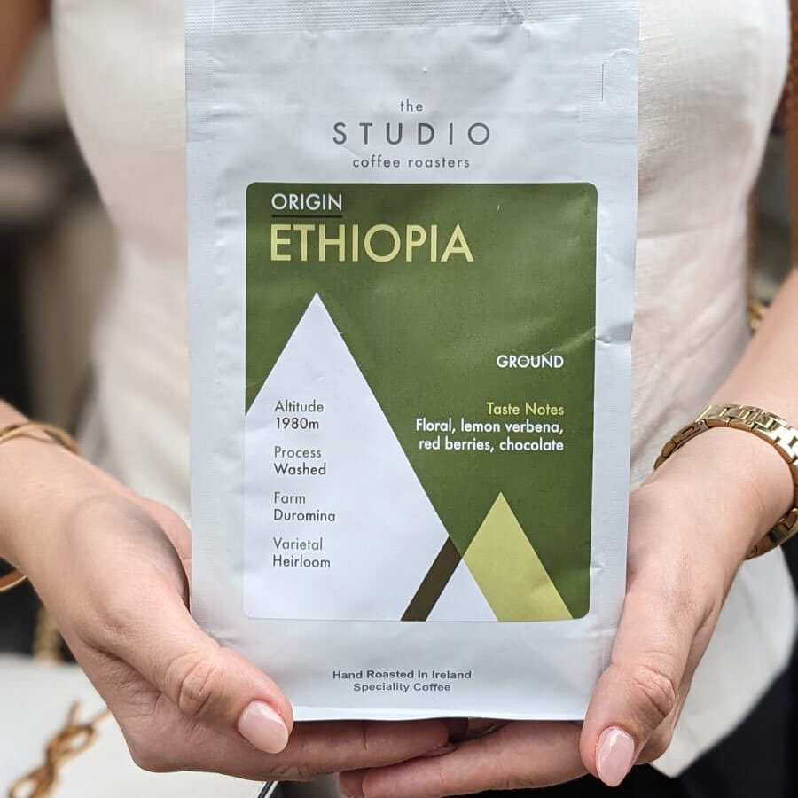 Need a Monday pick up? 
Our Ethiopia Duromina 🇪🇹is the coffee for you.

You&rsquo;ll get some hits of lemon verbena 🍋, chocolate and red berries. It hits all the right notes.
Coffee from Ethiopia is renowned for its vibrant fruity and flowery char