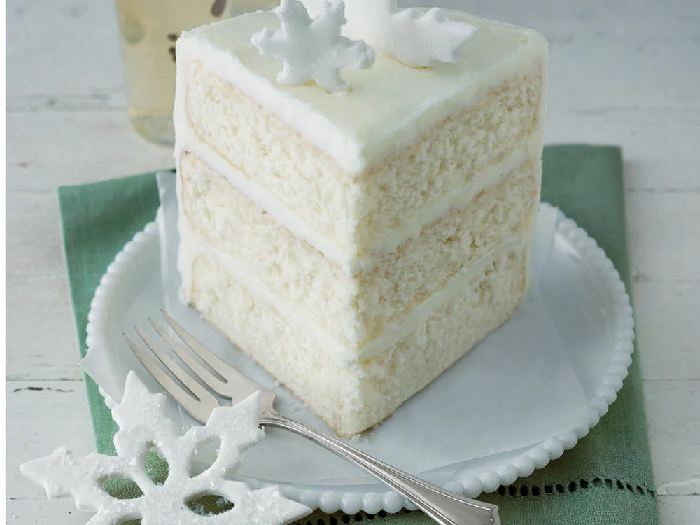 Wedding Vanilla Cake Simply the best! A combination of vanilla, almond and butter with a citrus twist. 