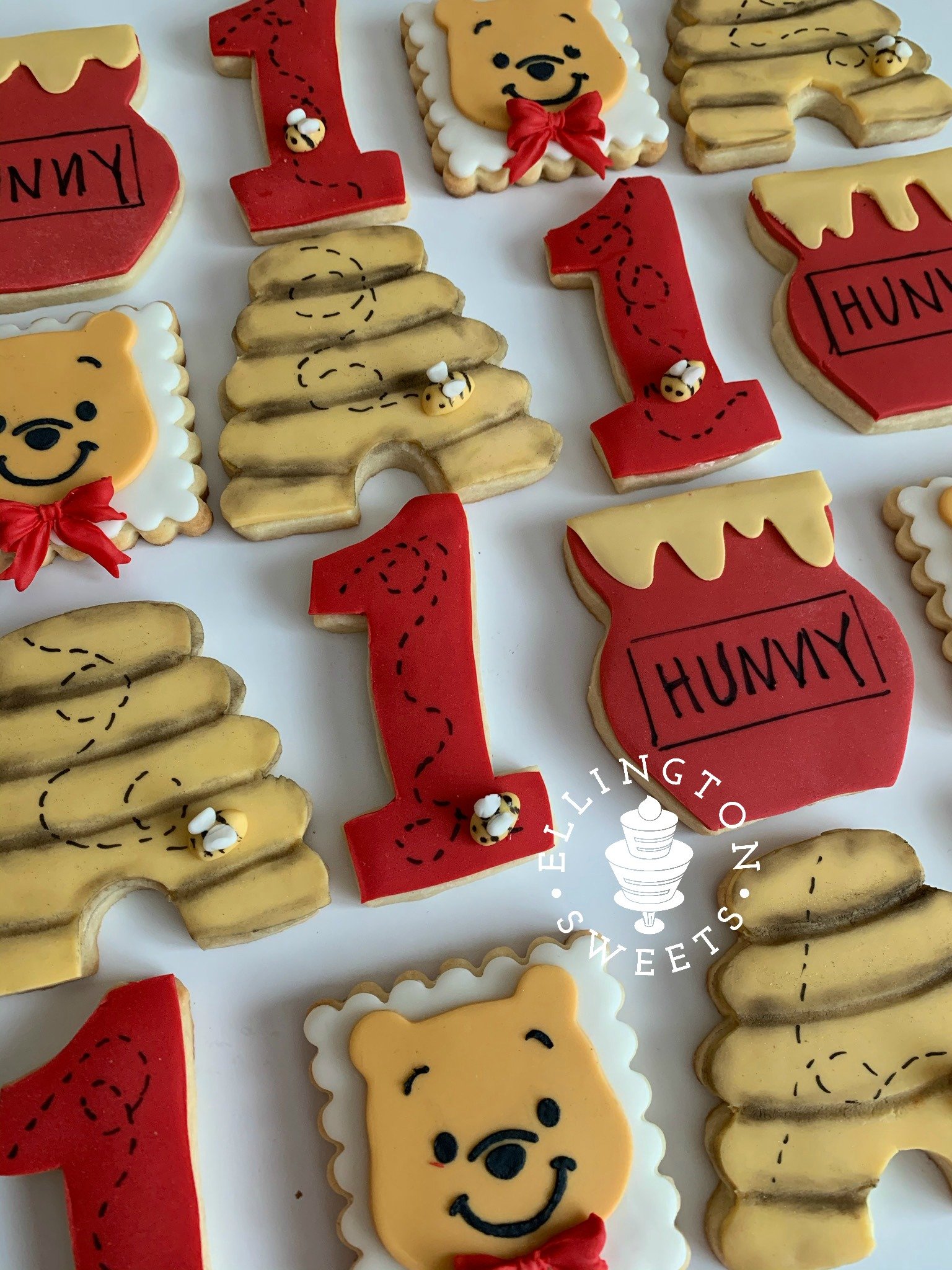 Winniethepooh cookies.jpg