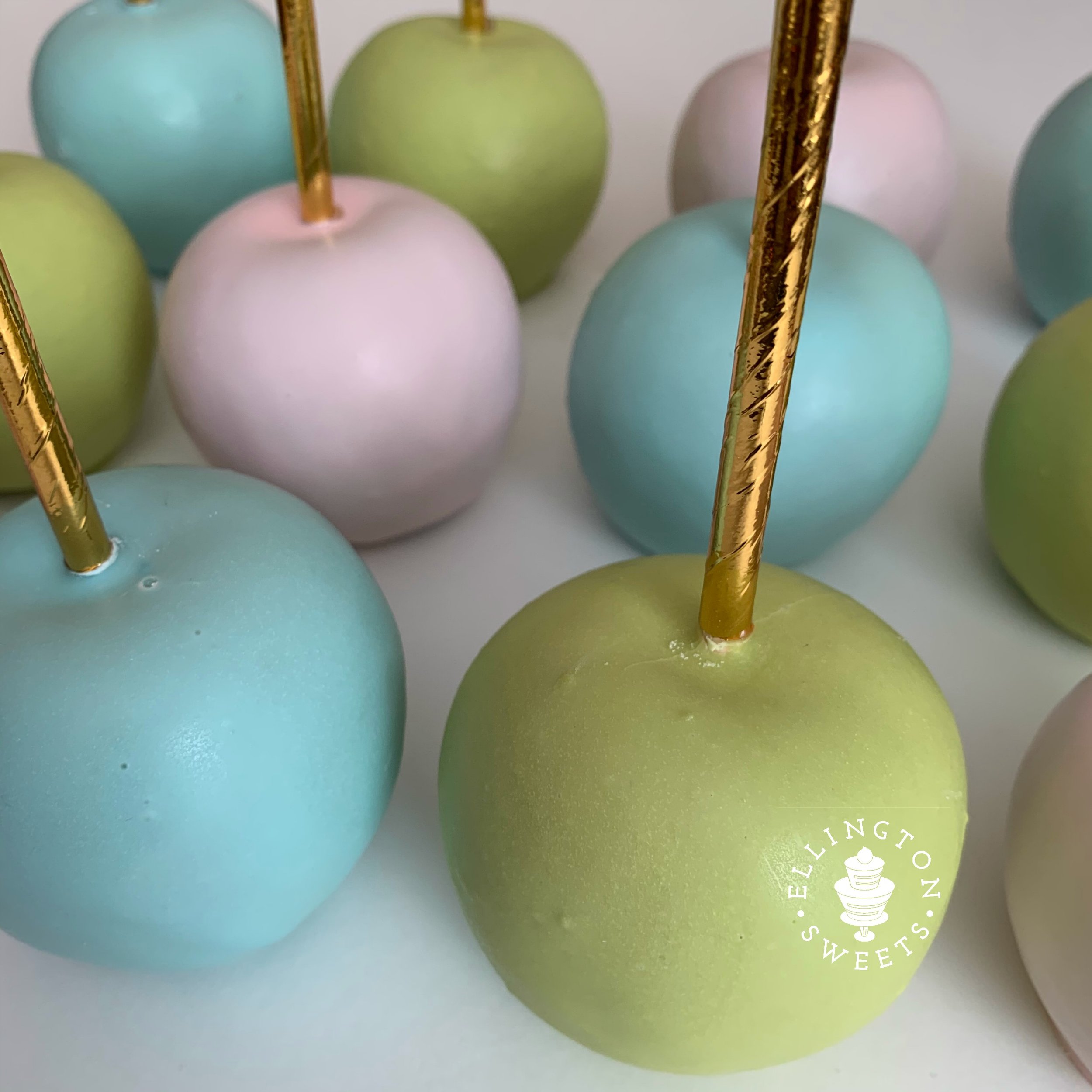 Pastel candy apples.jpg