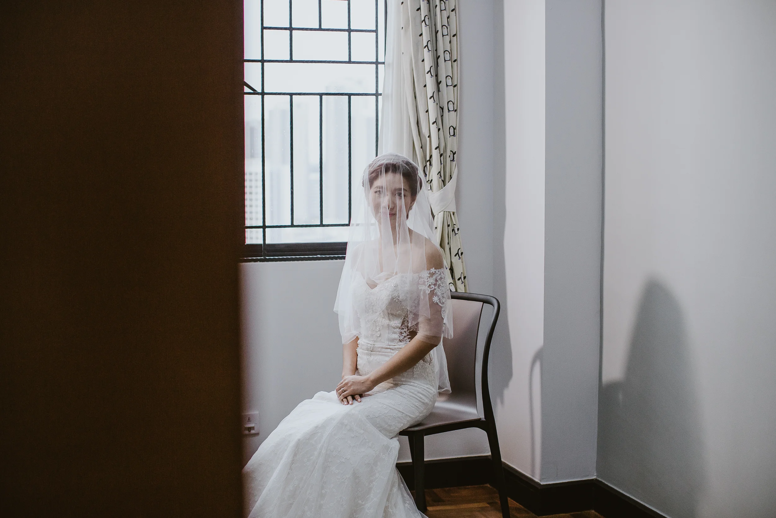 Singapore+Actual+Day+Wedding+Photographer+Raffles+Town+Club+Jeremiah+Christina-0033.jpg