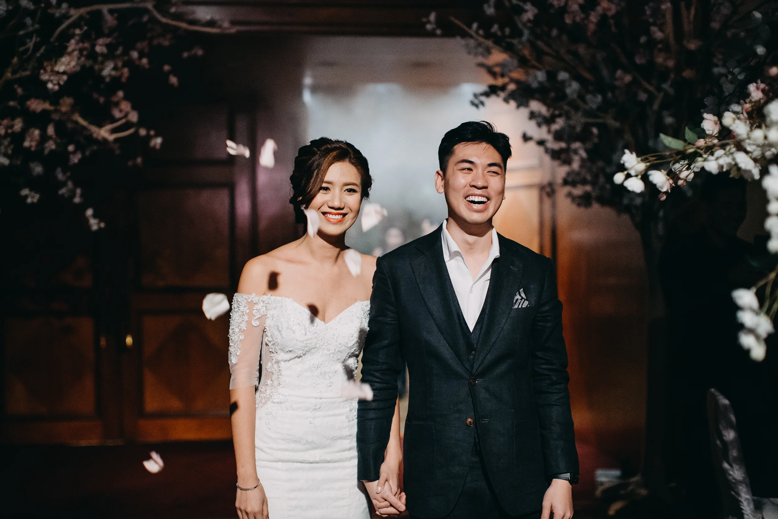 Singapore+Actual+Day+Wedding+Photographer+Raffles+Town+Club+Jeremiah+Christina-0078.jpg