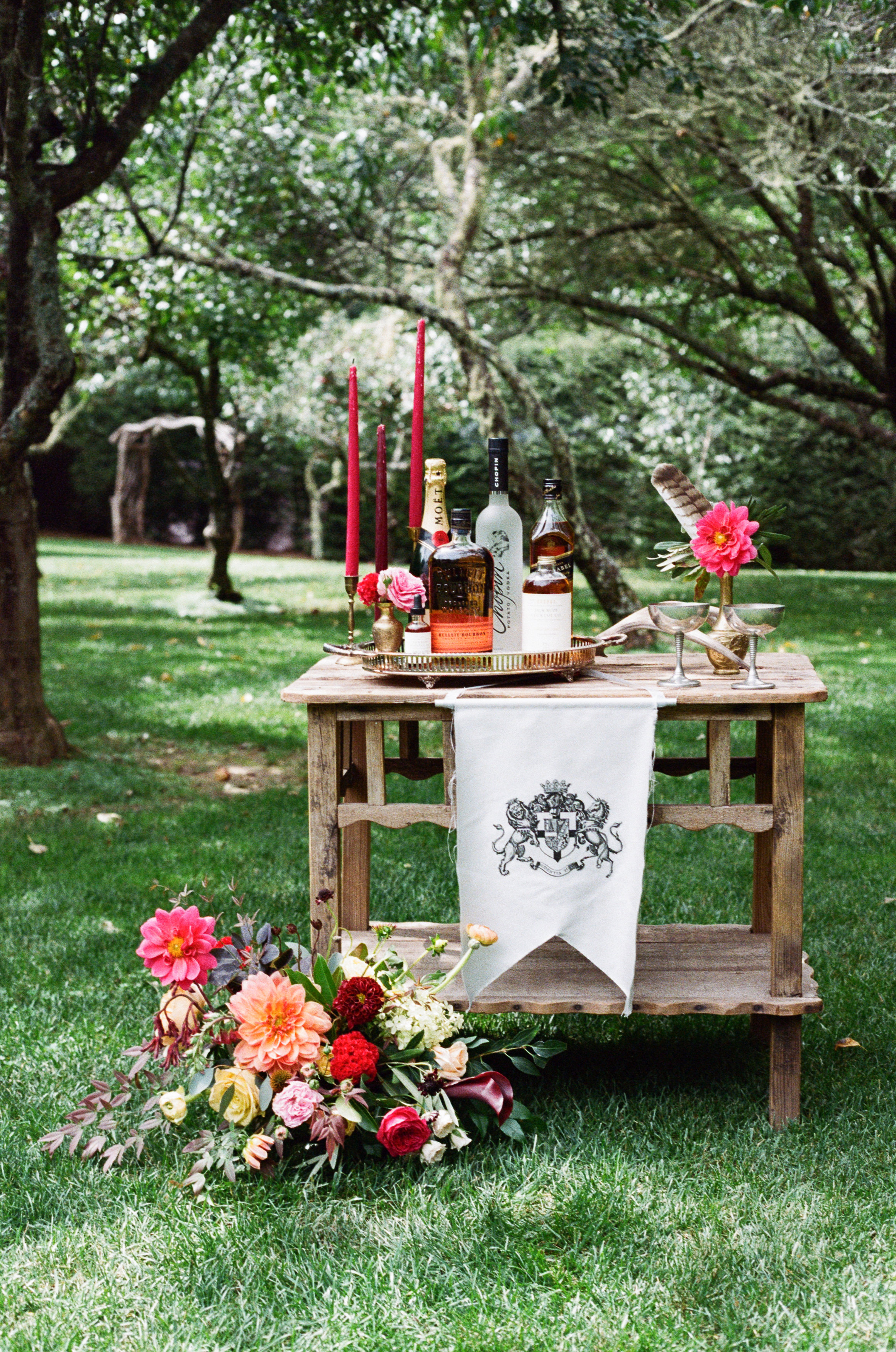  Game of Thrones Editorial Shoot by Whiskey &amp; White Events. At the Old Edwards Inn in Highlands, NC.&nbsp;  Photo by Cameron Reynolds Photography  Design &amp; Styling by Whiskey &amp; White Events  Crest by One and Only Paper  Florals by Floress