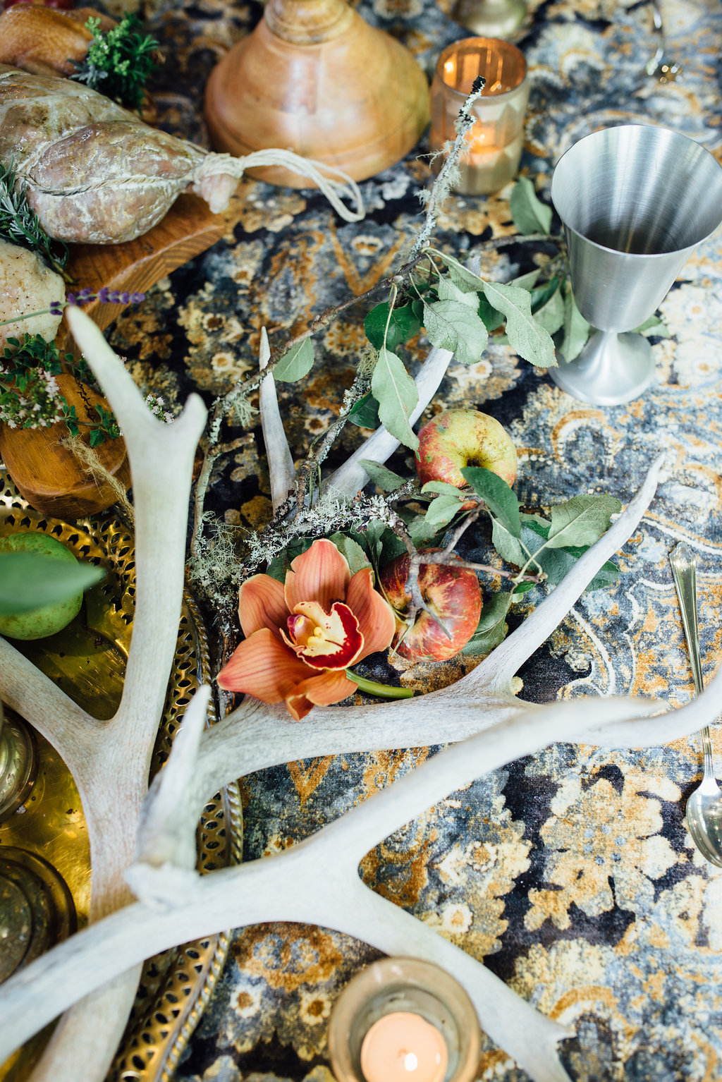 Game of Thrones Editorial Shoot by Whiskey & White Events. At the Old Edwards Inn in Highlands, NC. Photo by Cameron Reynolds Photography Design & Styling by Whiskey & White Events Menus by One and Only Paper Florals by Floressence Flowers Linens by La Tavola Linens