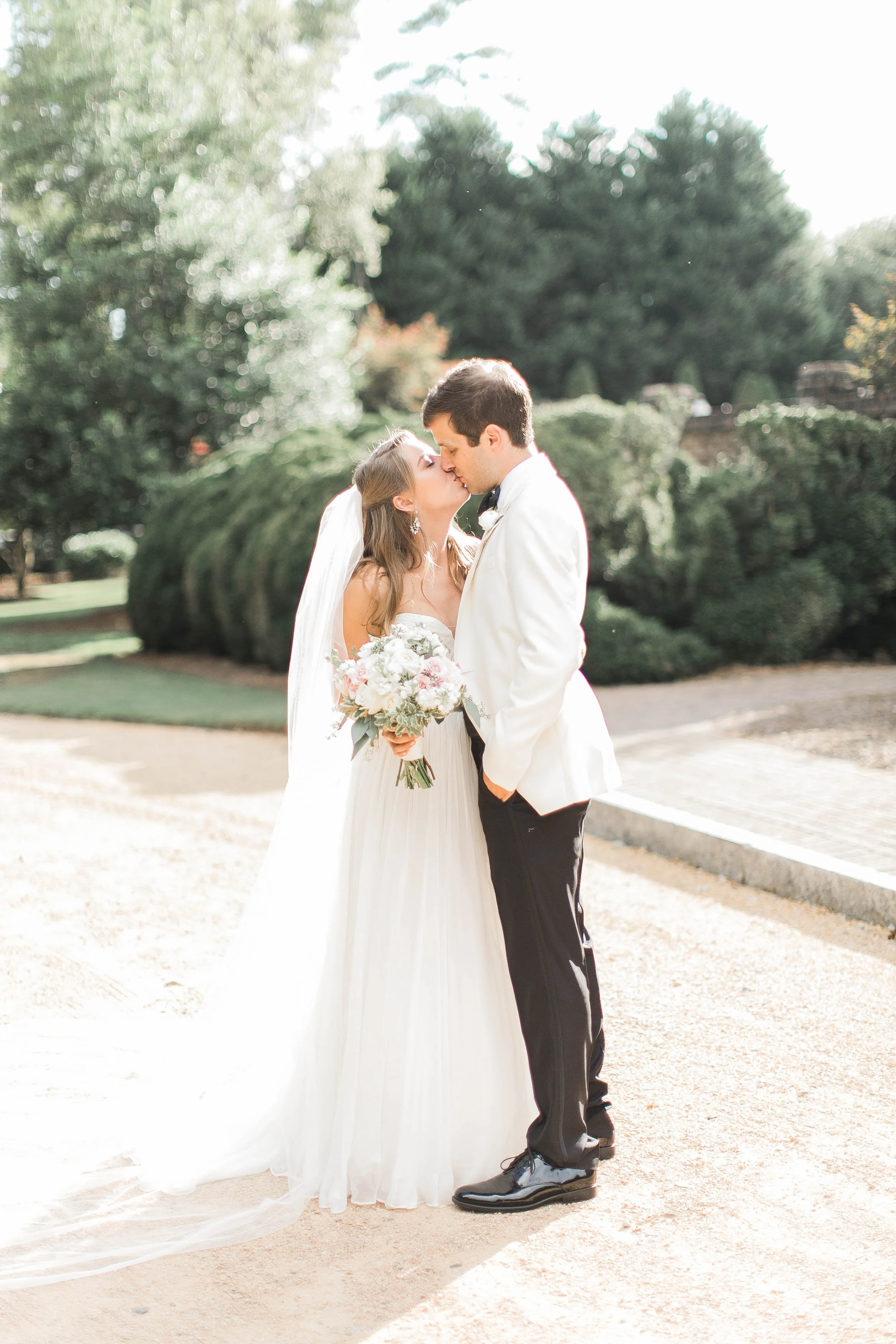 Sunny Kiss