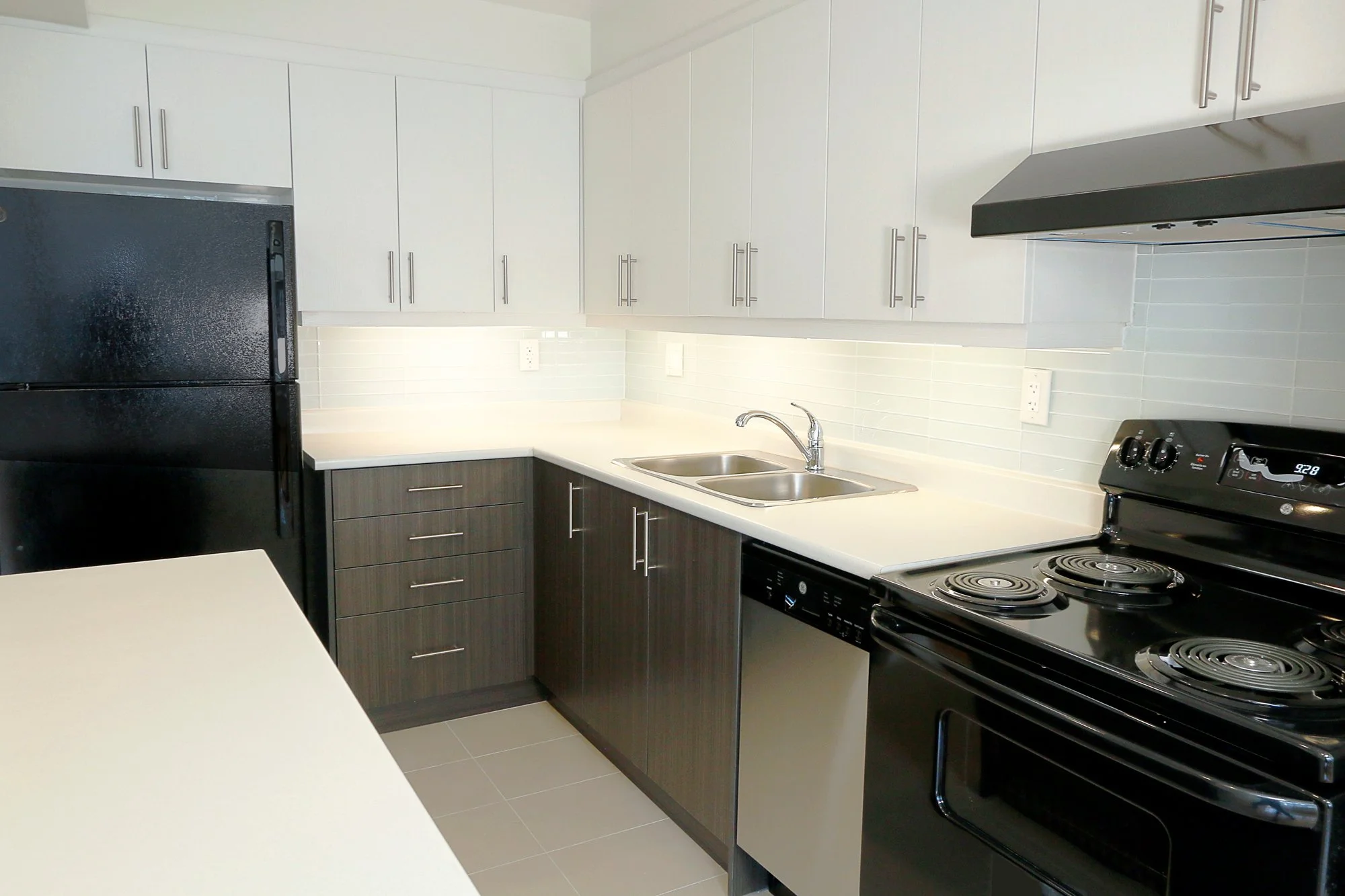 3R - 30Edith-406 Kitchen _MG_9820+ Web.jpg