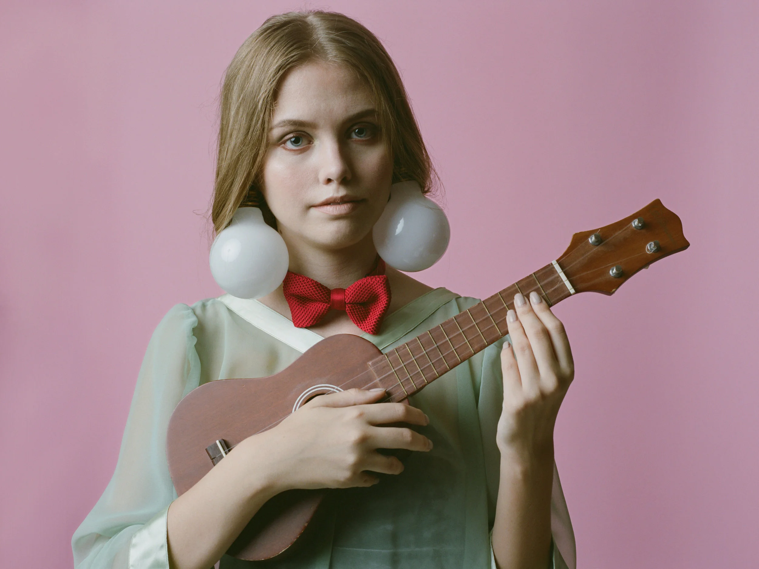 60's sense for @shubamagazine photography @ajsongstudio art direction/photography @kuzmacinema styled by @prey_public model @baileyhornacek @wilhelminamodels @mintmodelmgmt makeup @anna.szeto.mua hair @hirofrkw garment @civviesnewhaven